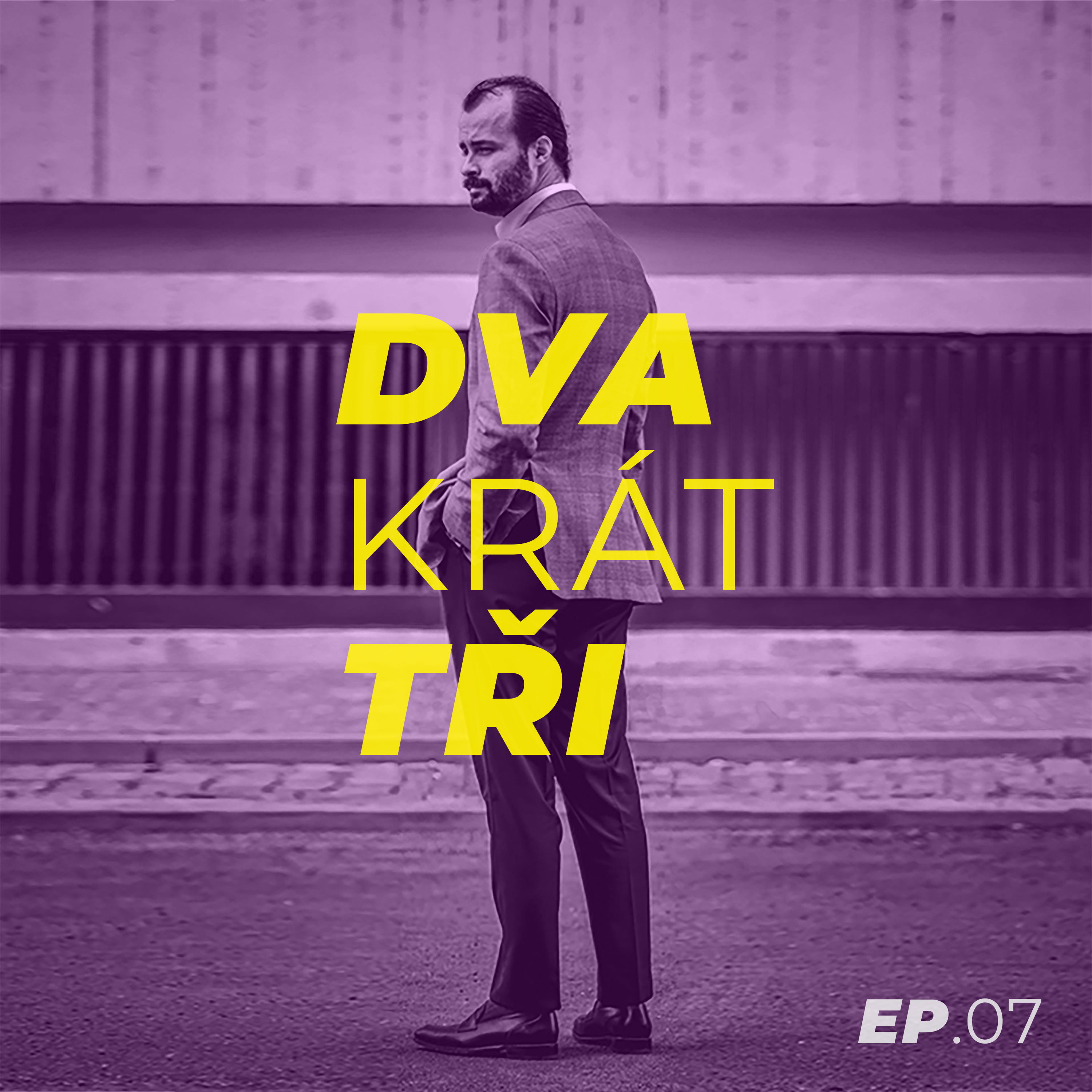 DVA krát TŘI