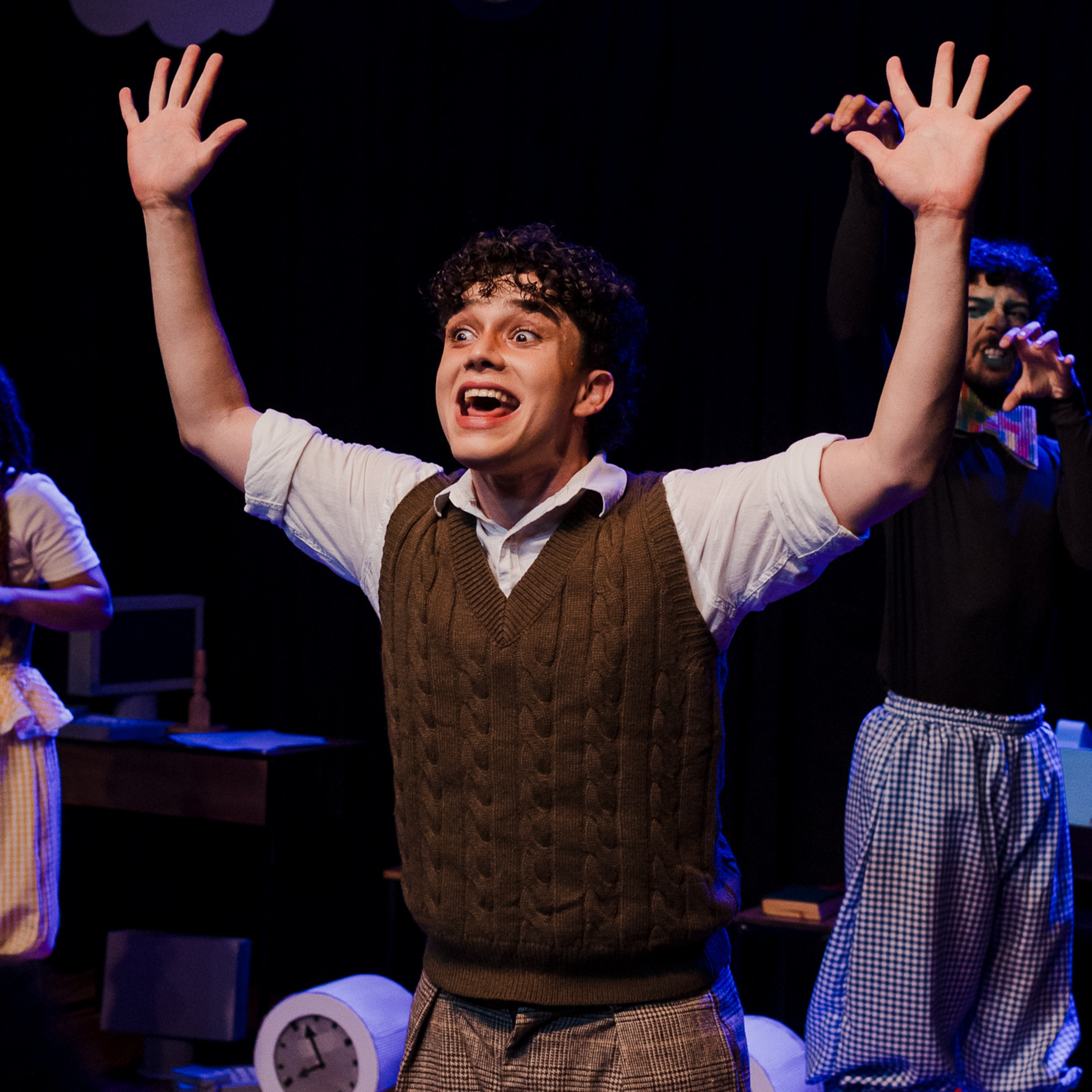 Musical infantil “O Menino e o Tempo” tem últimas sessões gratuitas neste sábado