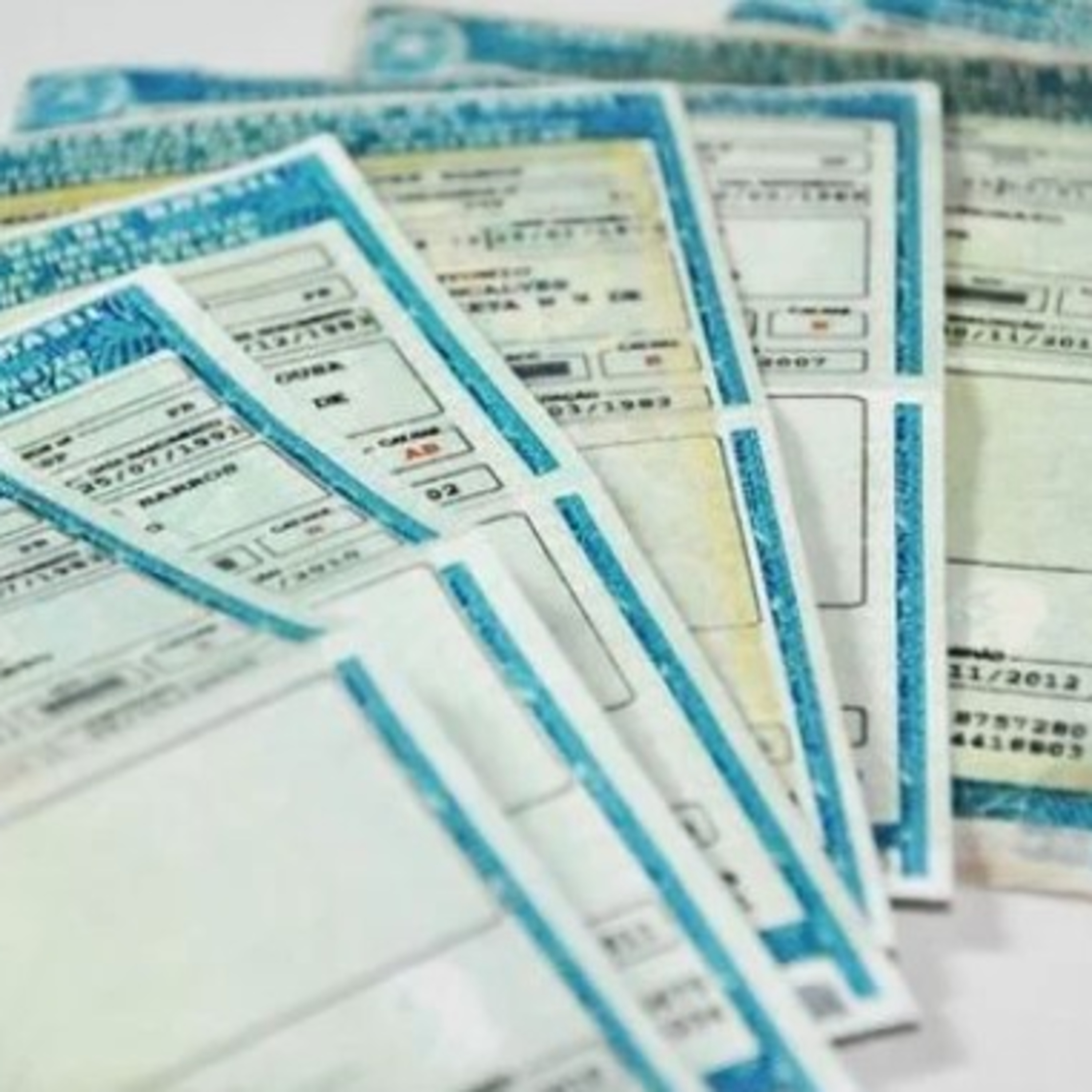 Mais de 20 mil motoristas com CNH suspensas no ES; entenda consequências episode artwork