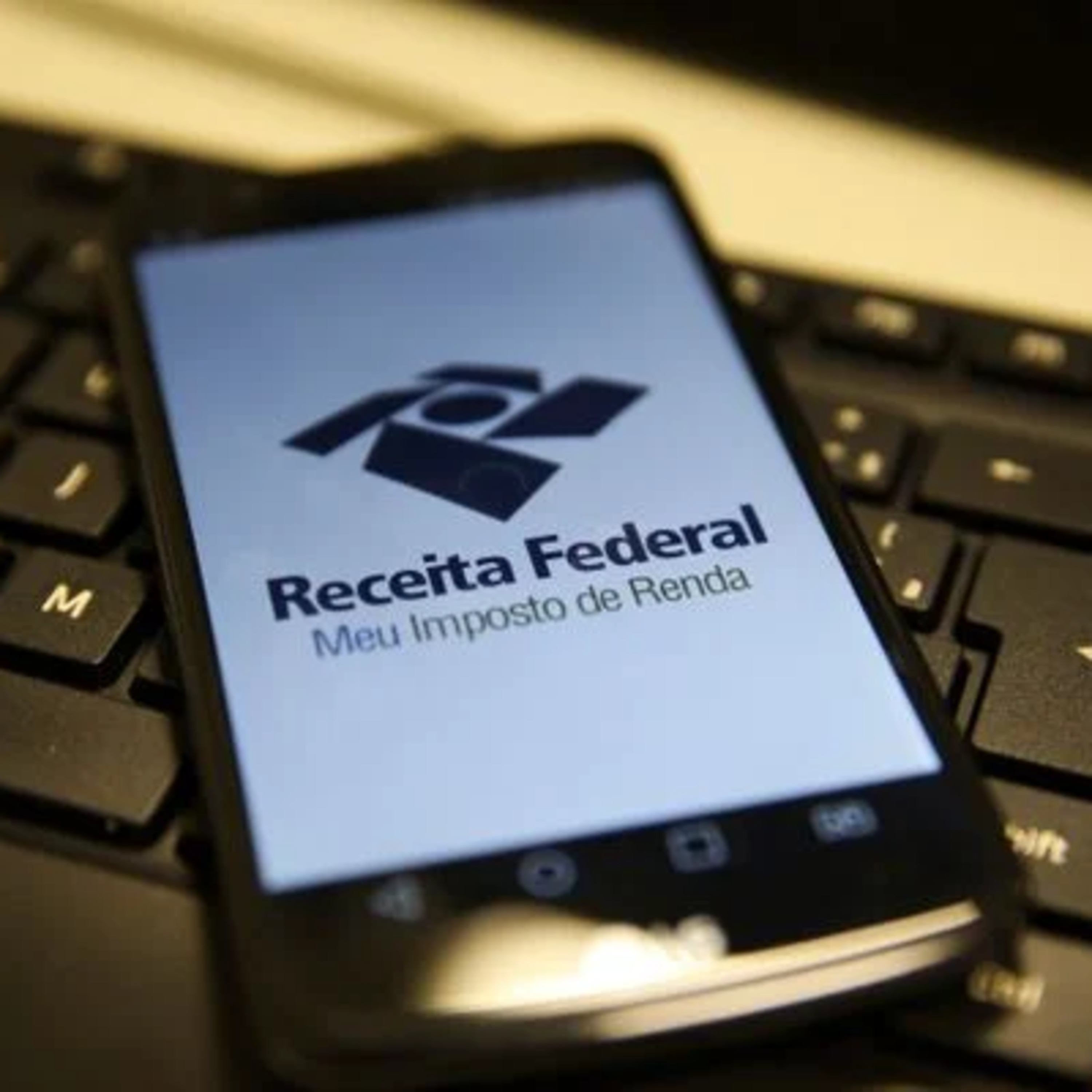Pix e cartão de crédito: entenda o que muda na fiscalização da Receita Federal episode artwork
