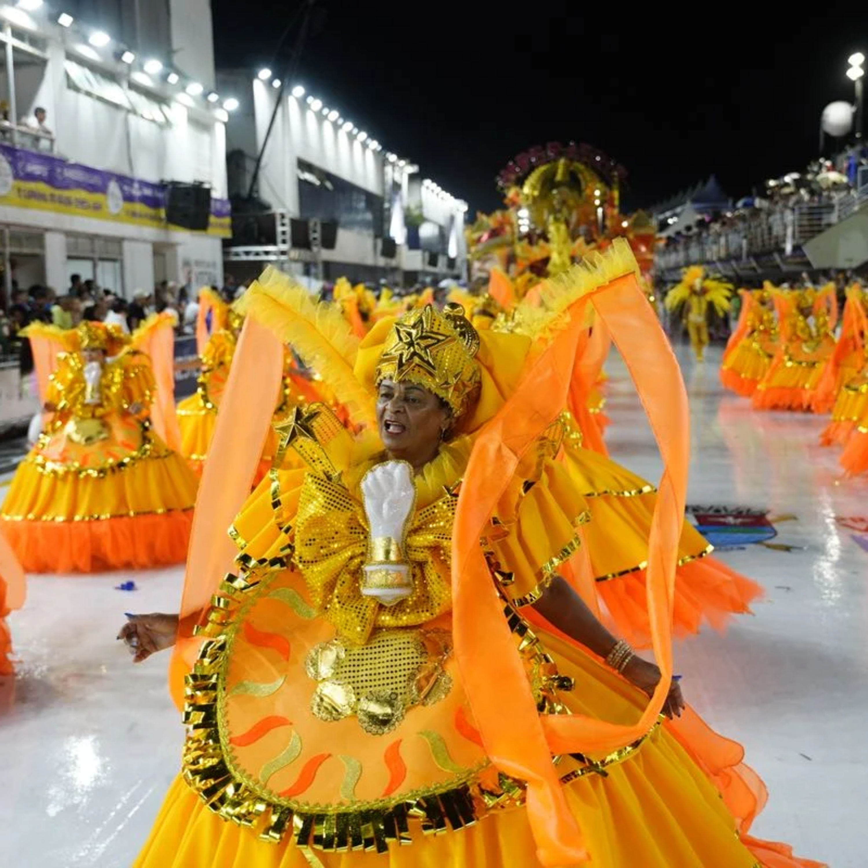 Imperatriz do Forte encerra noite de desfiles com homenagem a Luanda episode artwork