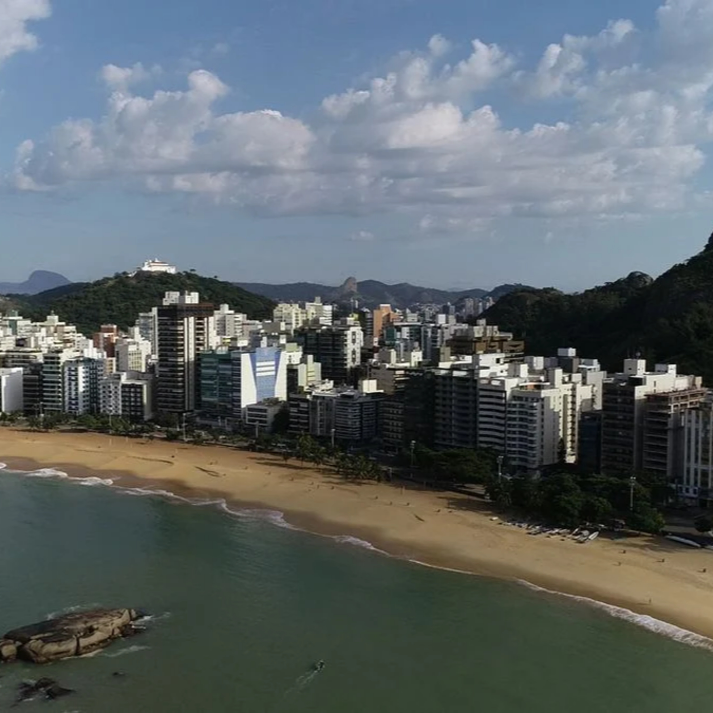 Quem é o "dono" da praia e quais as responsabilidades da União e municípios? episode artwork