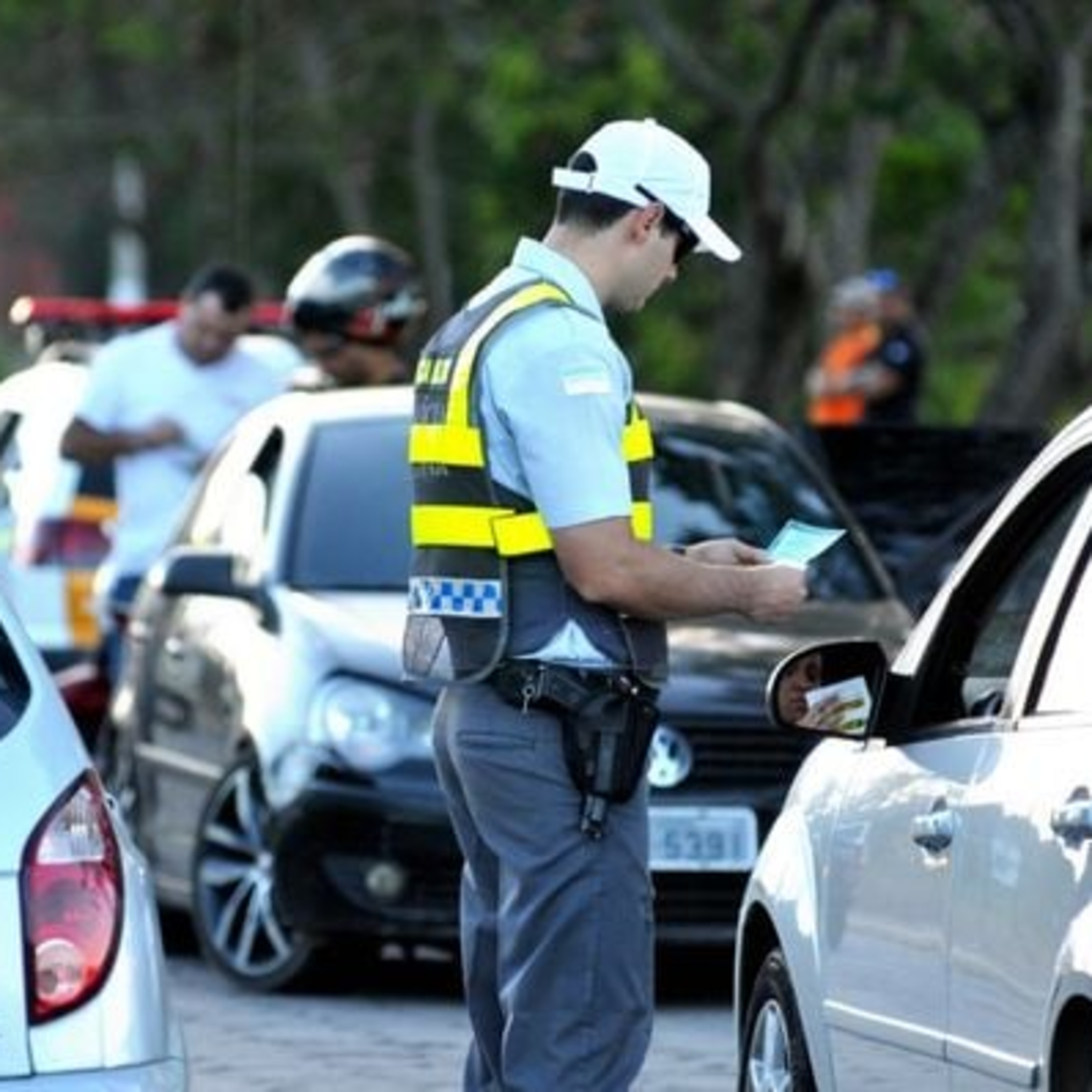 Saiba quais são as infrações de trânsito mais flagradas pela Guarda de Vitória