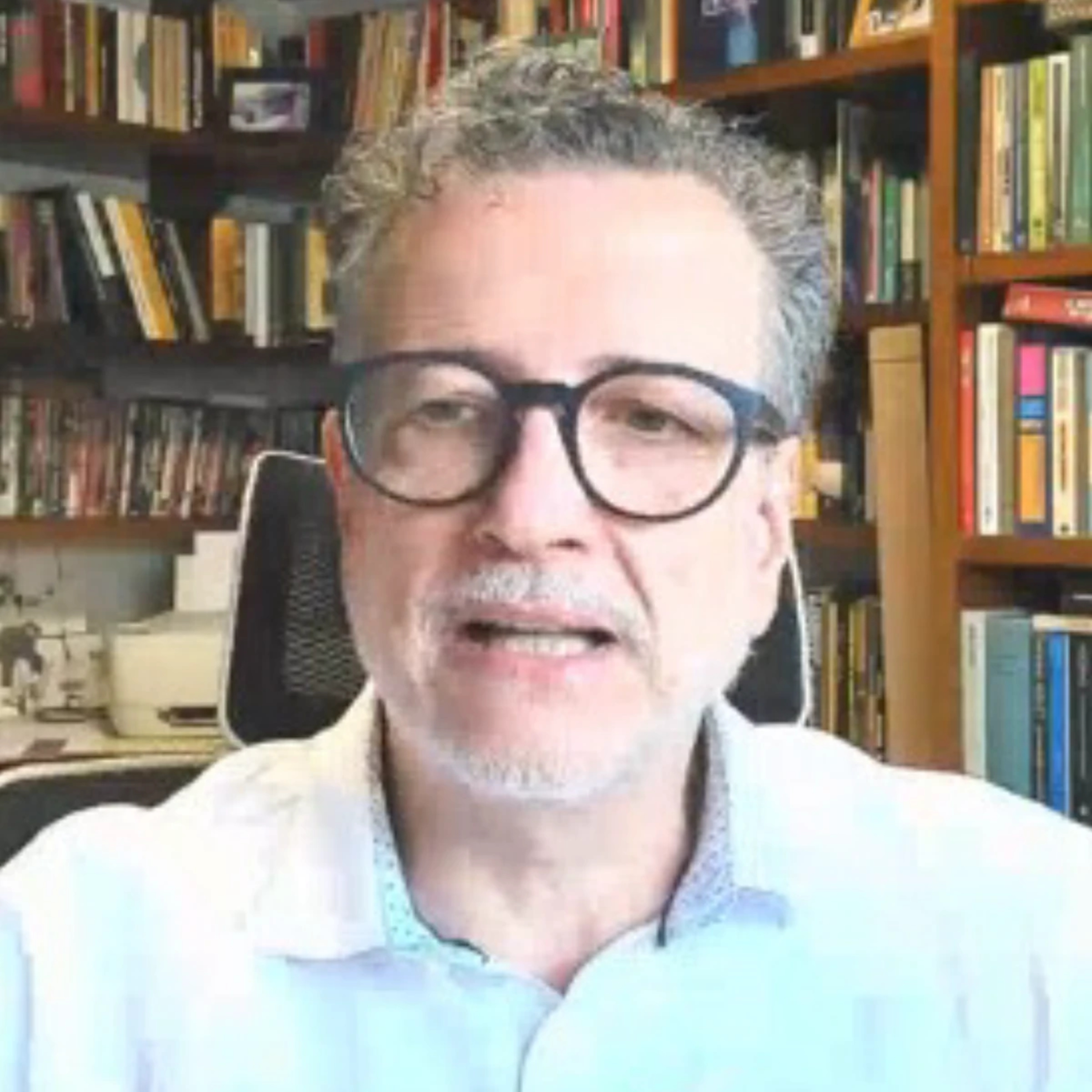 Carlos Melo: 'Polarização entre direita e esquerda deverá nortear mais uma vez os debates eleitorais' episode artwork