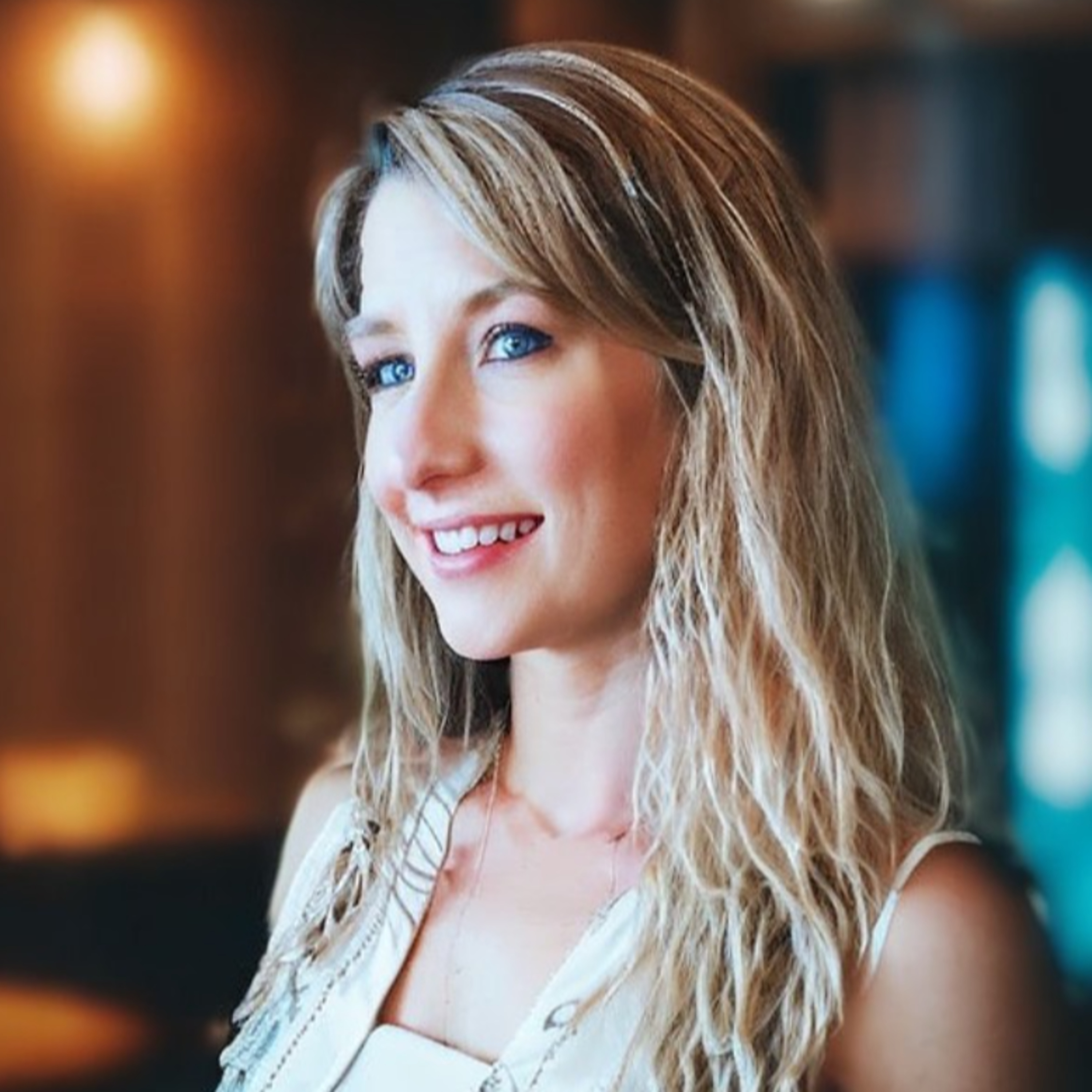 Poker Players Love Her App | Poker Ain't Life Interviews Kelley Stead of Winning Hands episode artwork