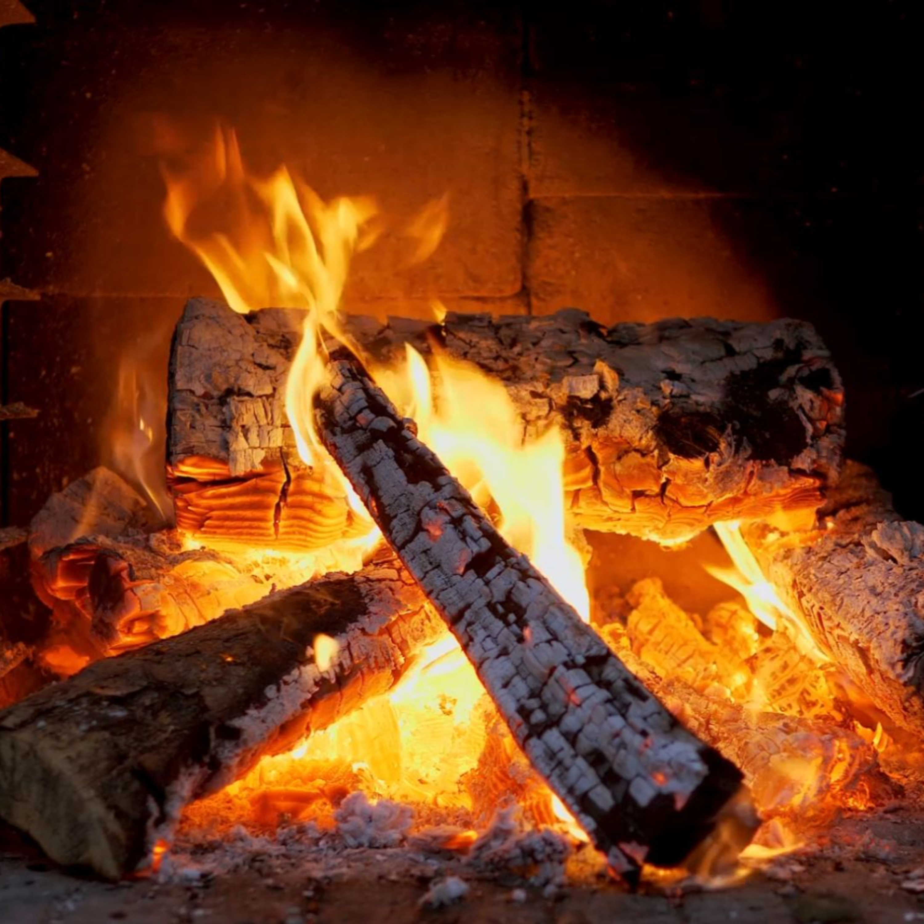 Thunderstorm Fireplace - 10 Hours episode artwork