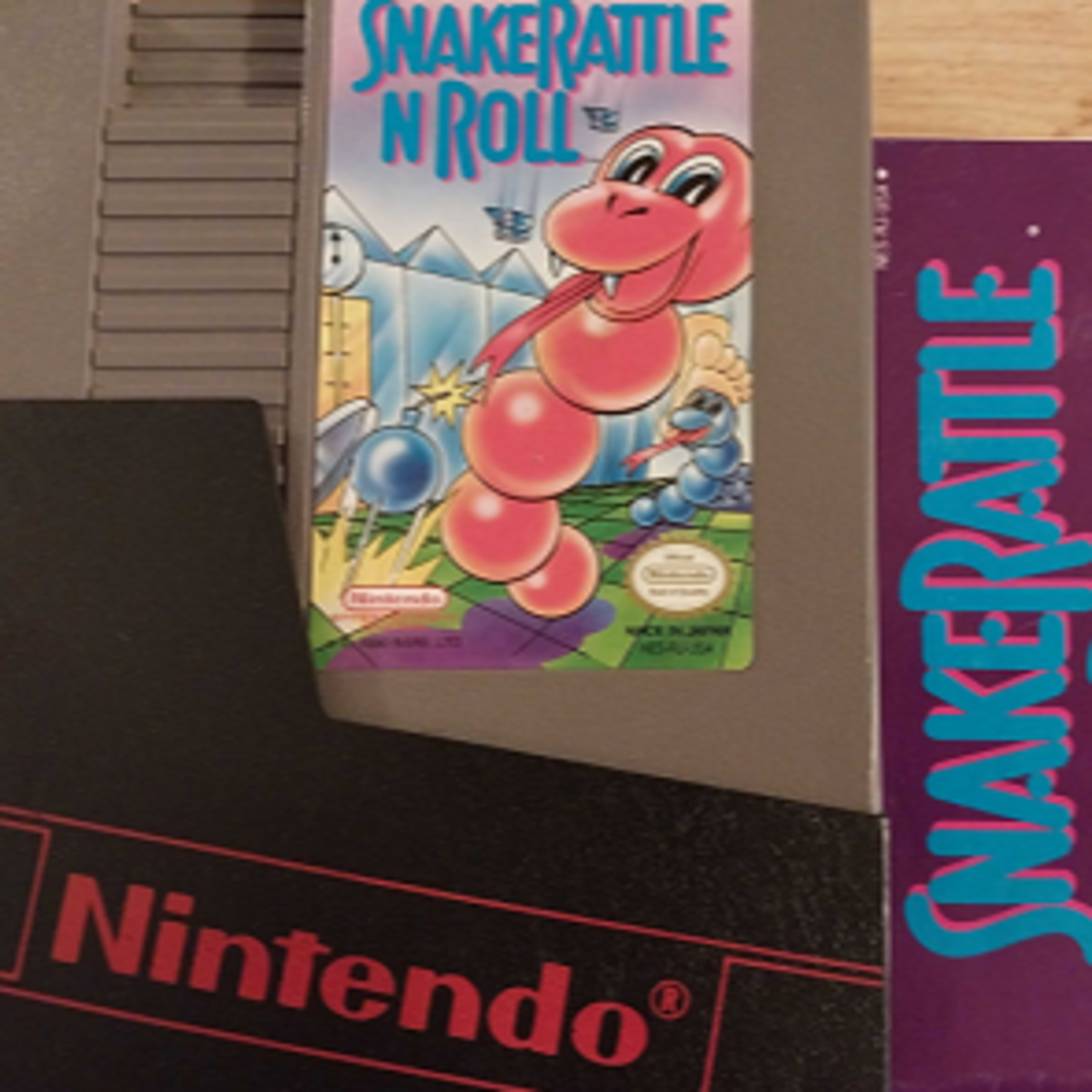 Absolute Nintendo - Snake Rattle 'n' Roll on NES