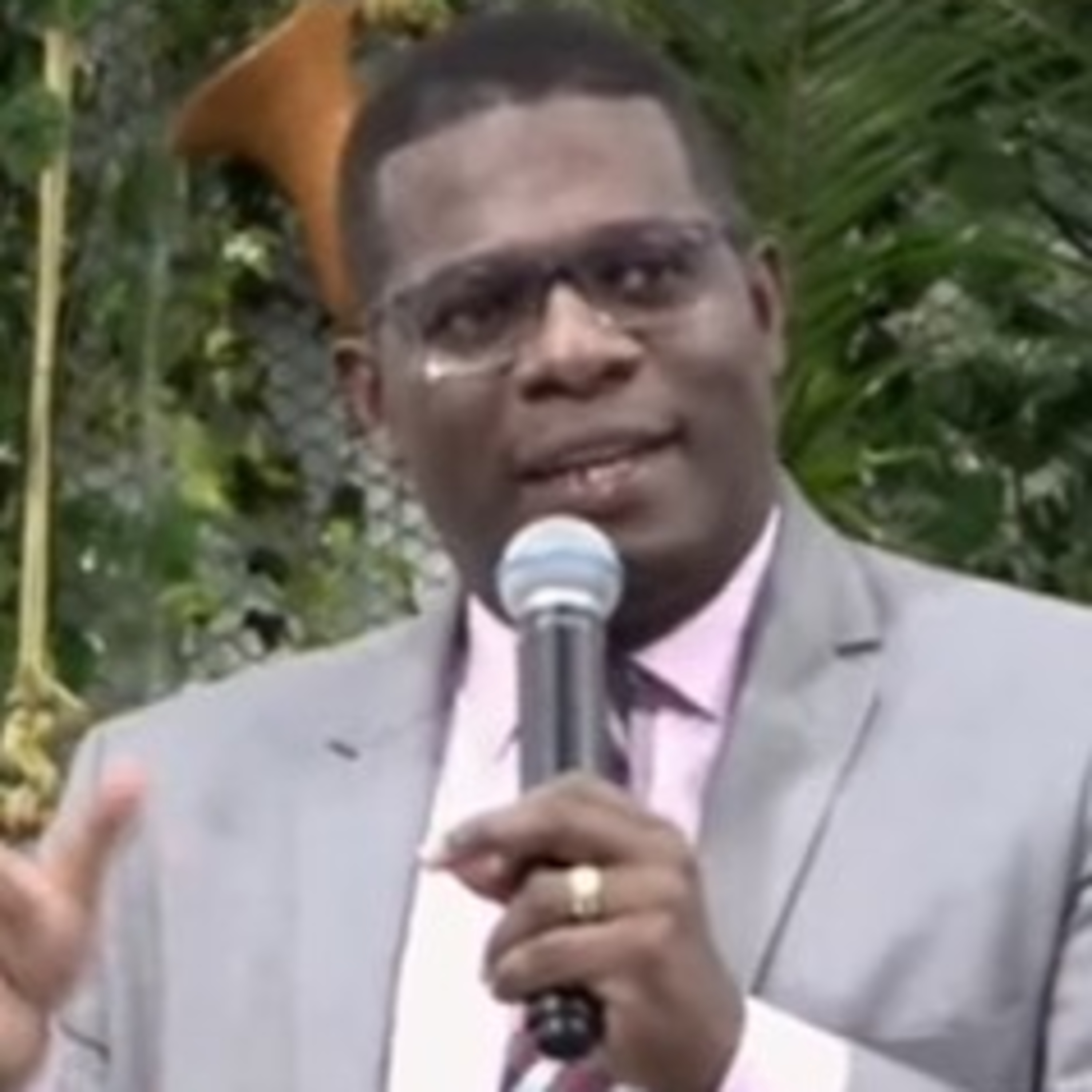 Portada de Predicaciones Cristianas Pentecostales