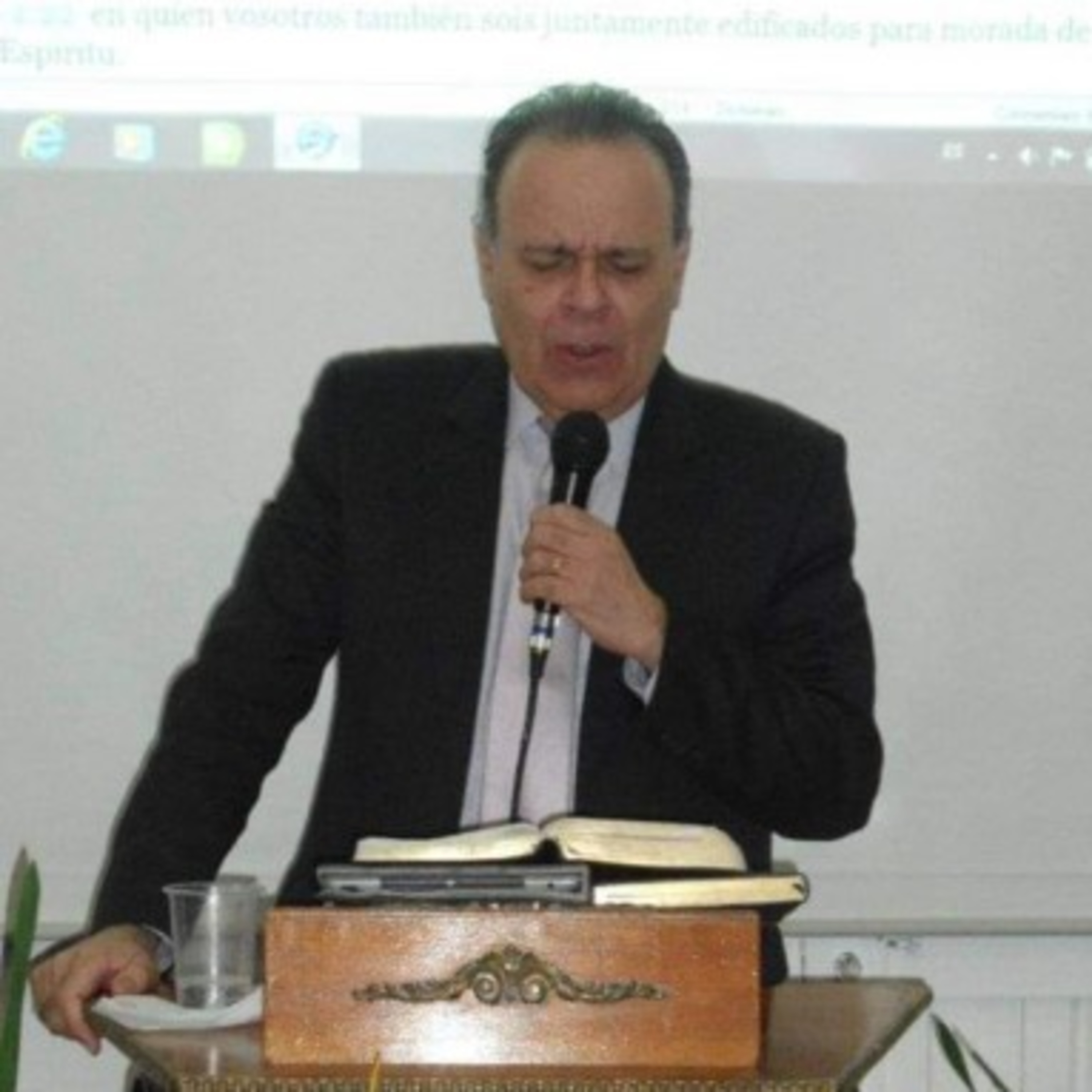 Portada de Predicaciones Cristianas Pentecostales