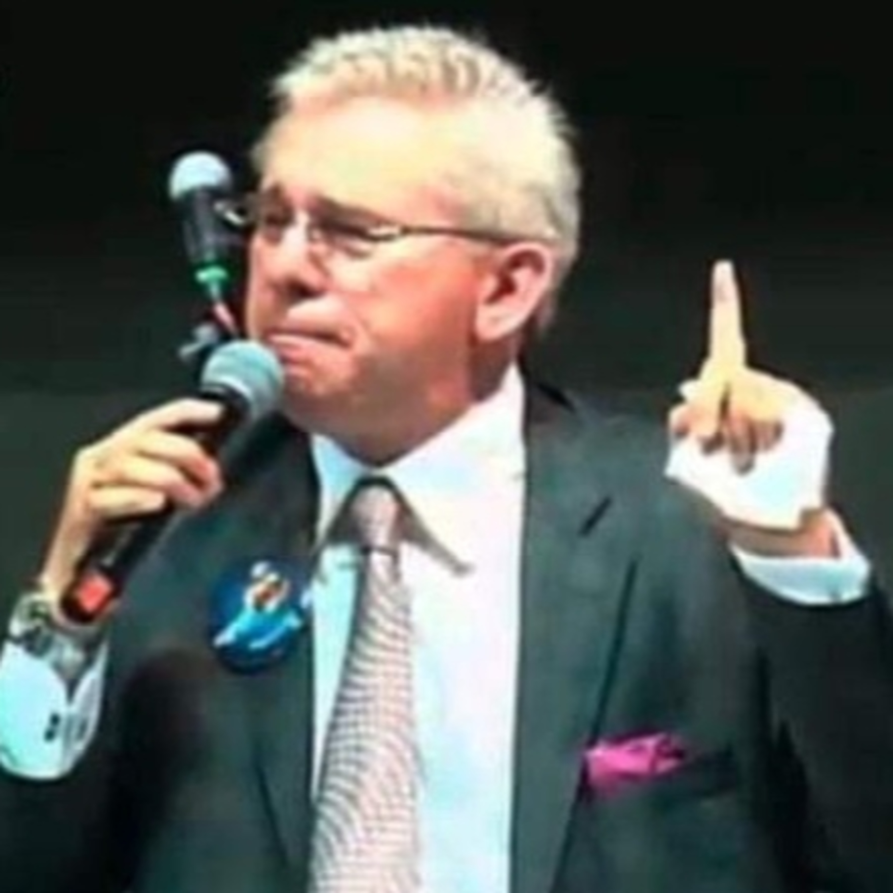 ¿Qué mira Dios de ti? Pastor Héctor Campuzano