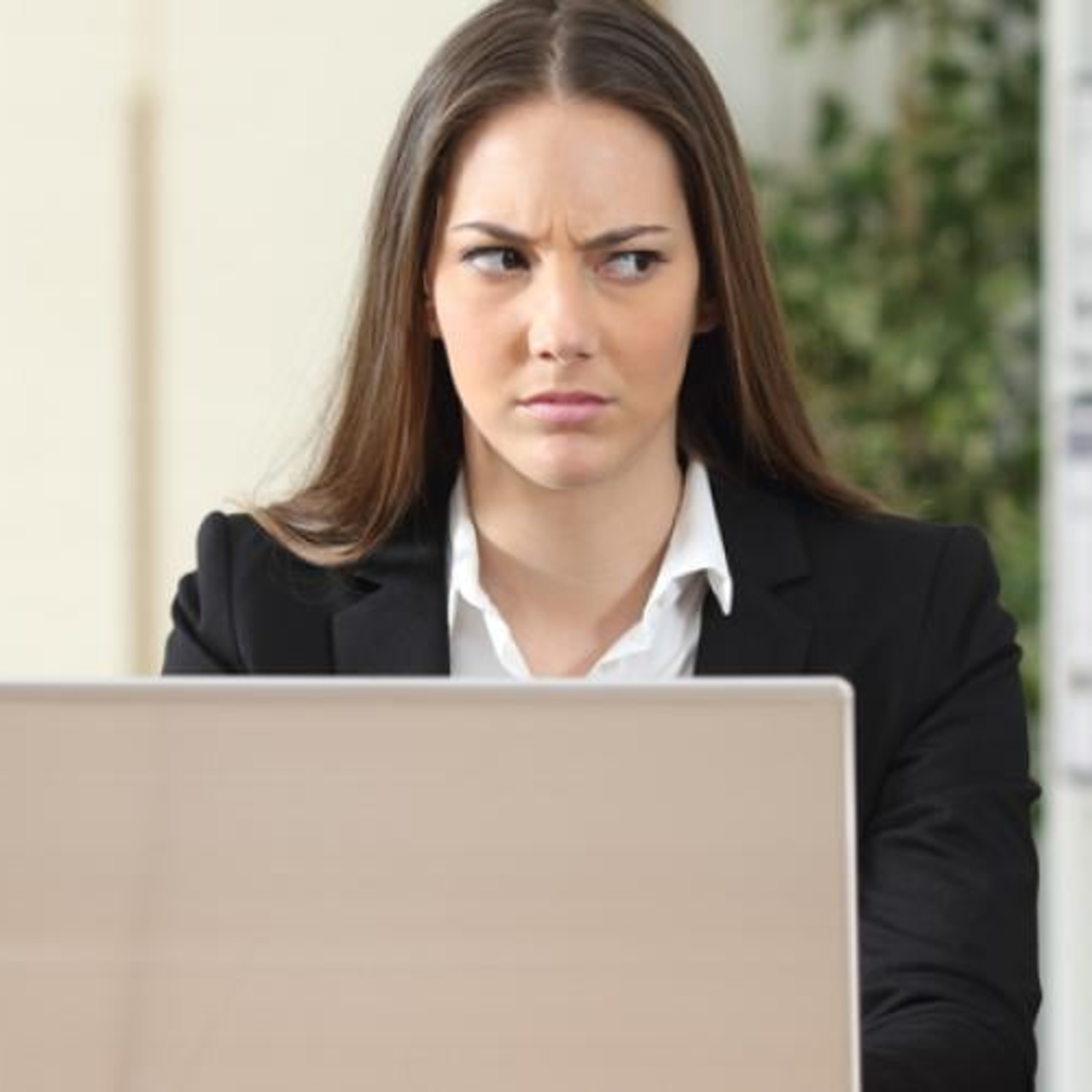 Chitchat Q&A: Workplace Gaslighting | 闲谈解惑:职场PUA