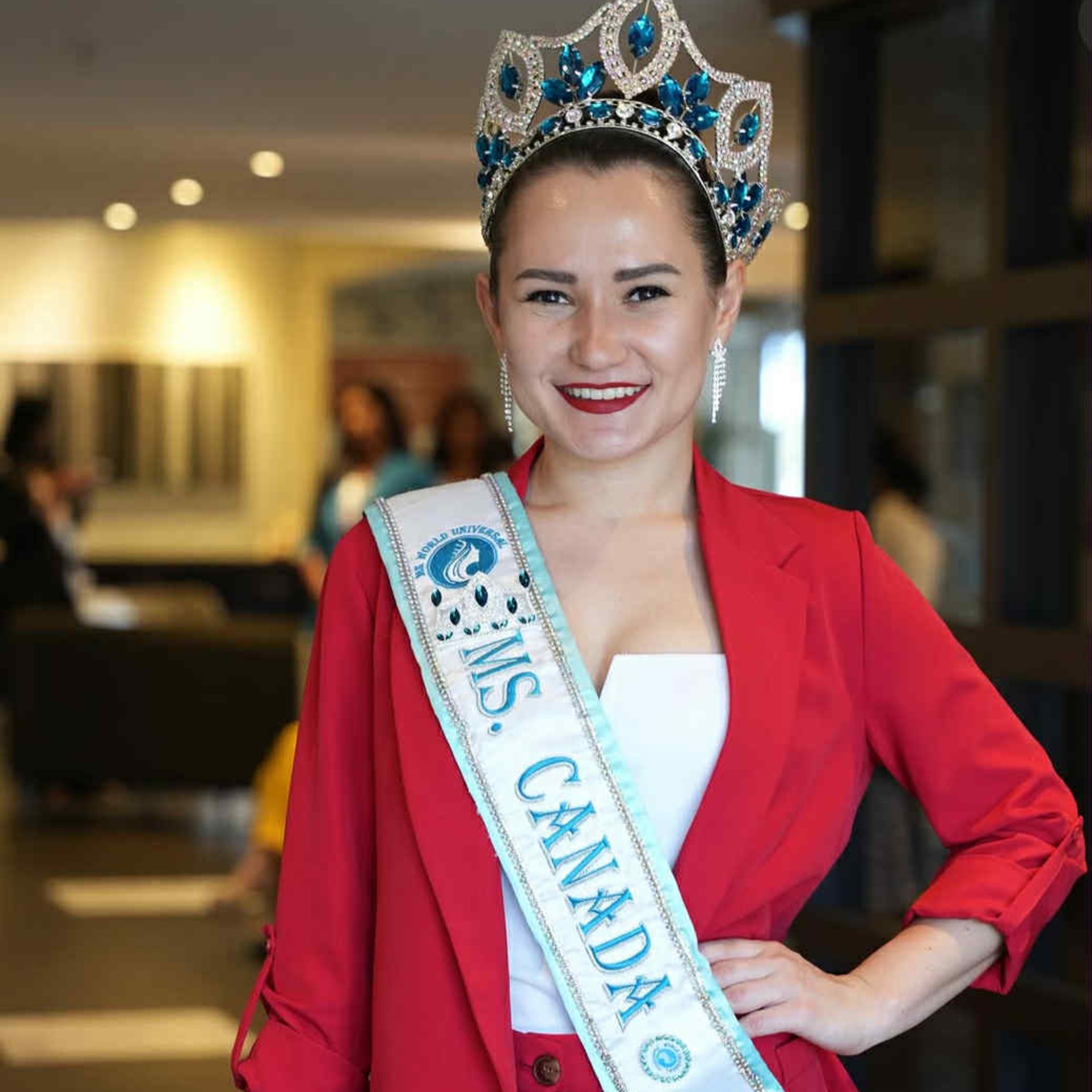 Chitchat Career: What is like being a beauty pageant in Canada? | 闲谈职场:在加拿大当选美小姐是什么样的感觉?