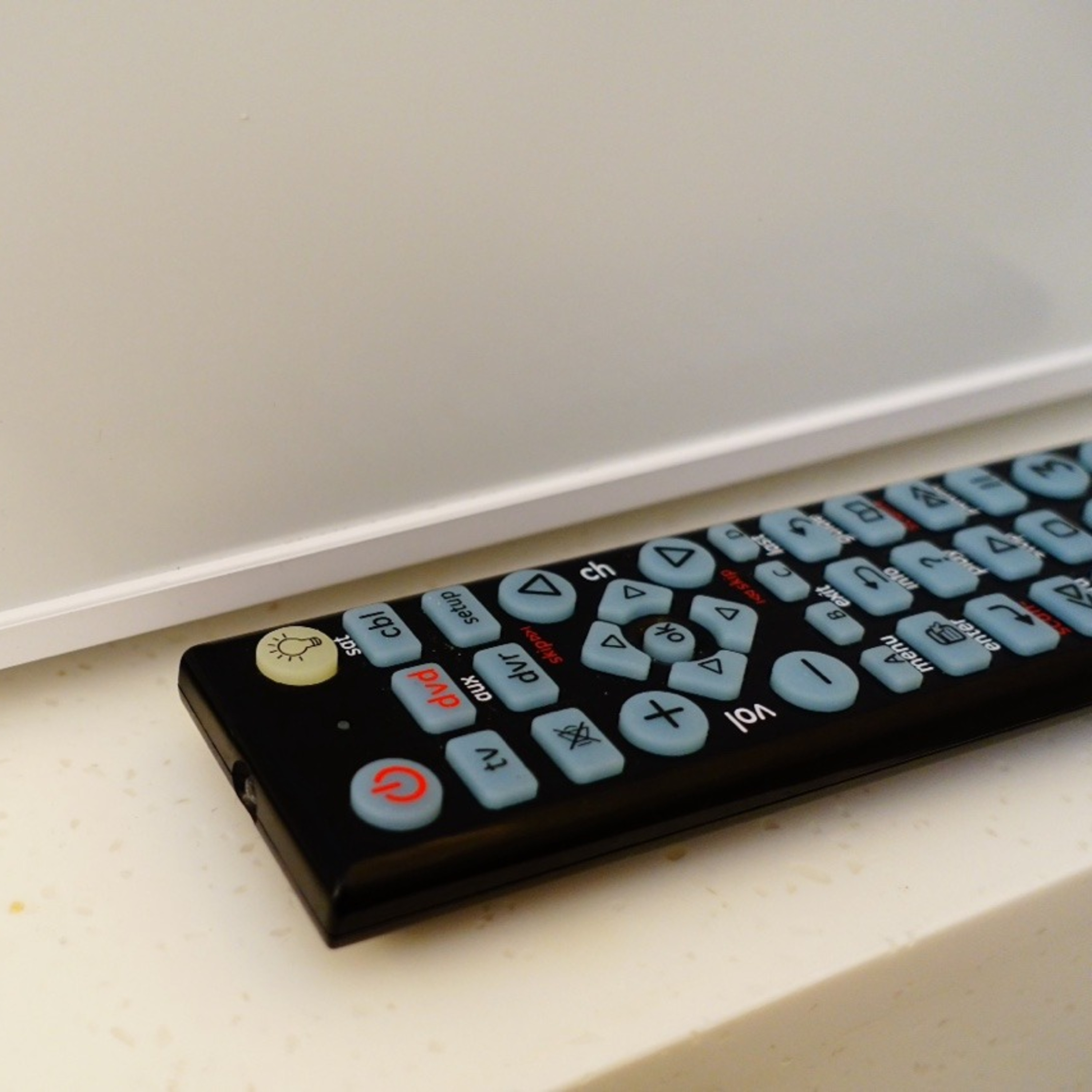 jewish businessmen control left and right wing media companies