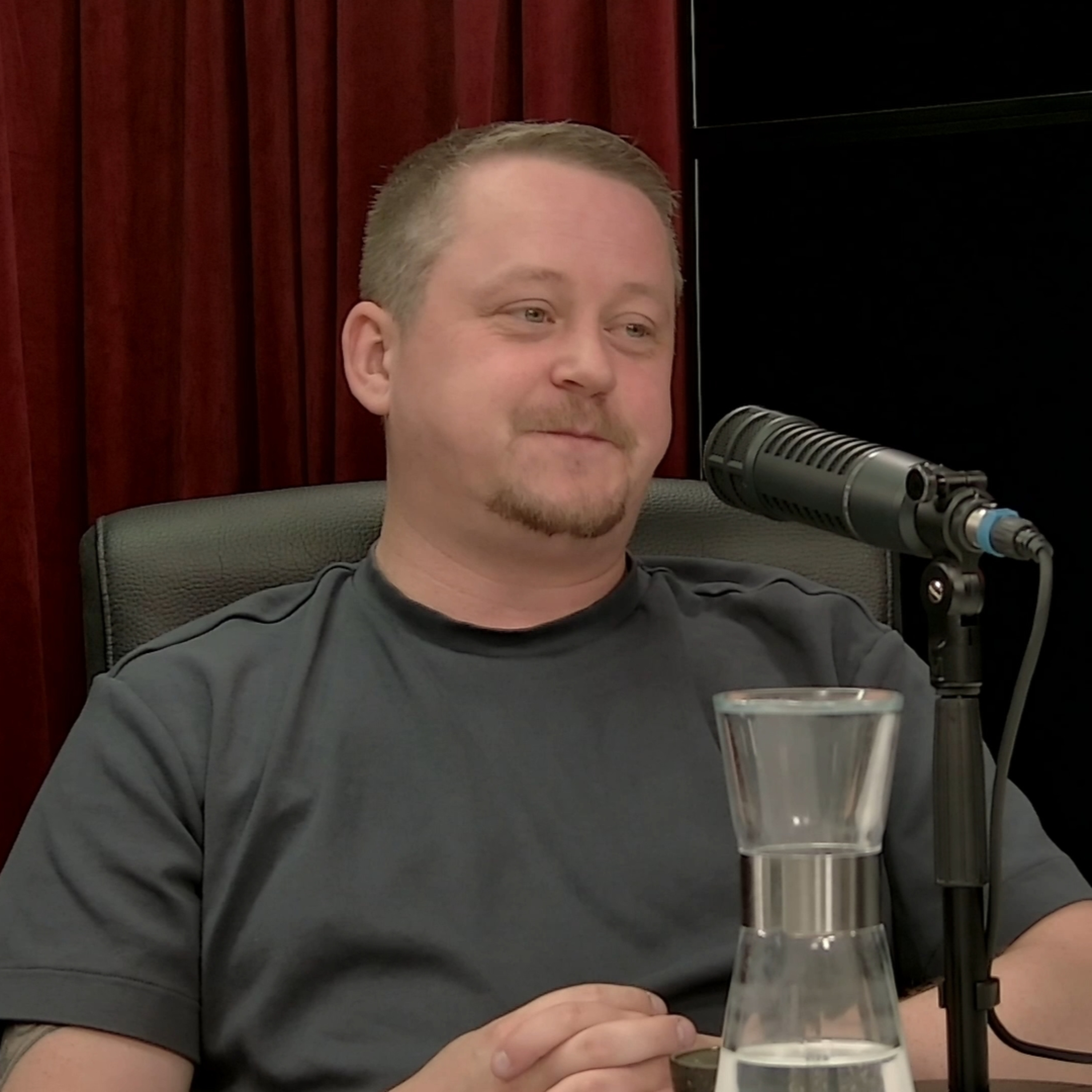 Brotkast - Brot úr þáttum og opnir þættir