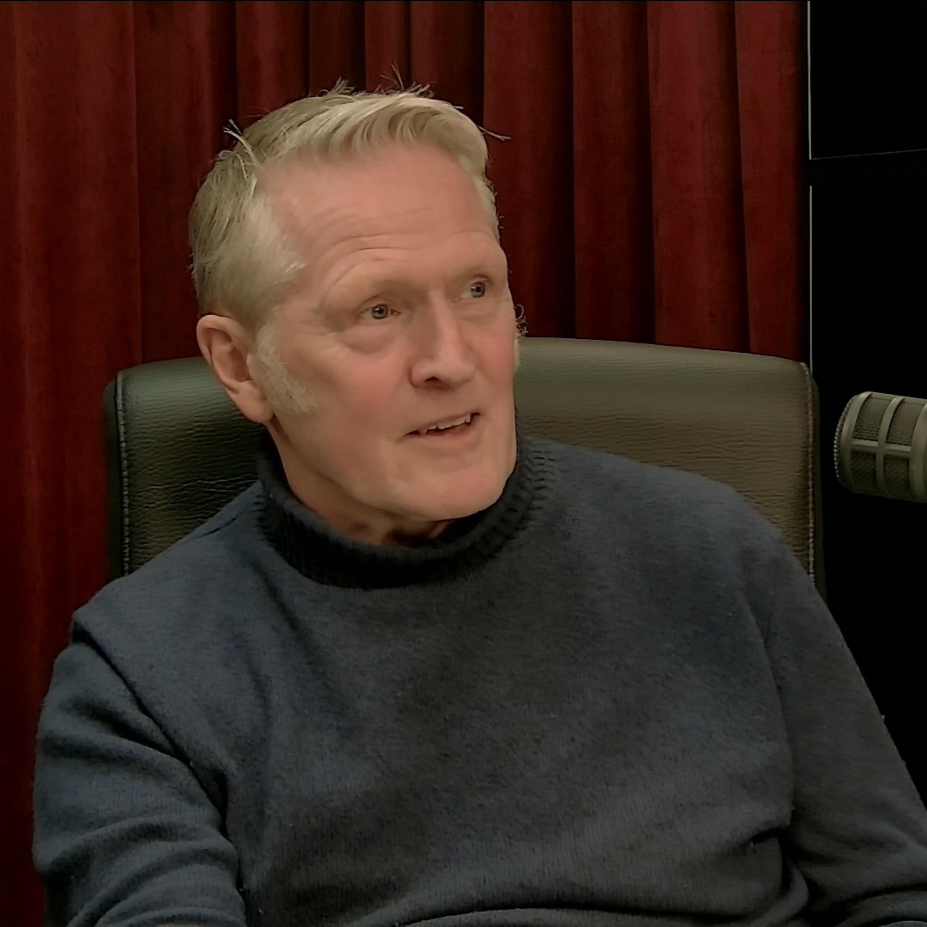 Frumburðurinn átt erfitt með fíknisjúkdóma | Fullorðins | S03E06 Frumburðurinn átt erfitt með fíknisjúkdóma | Fullorðins | S03E06