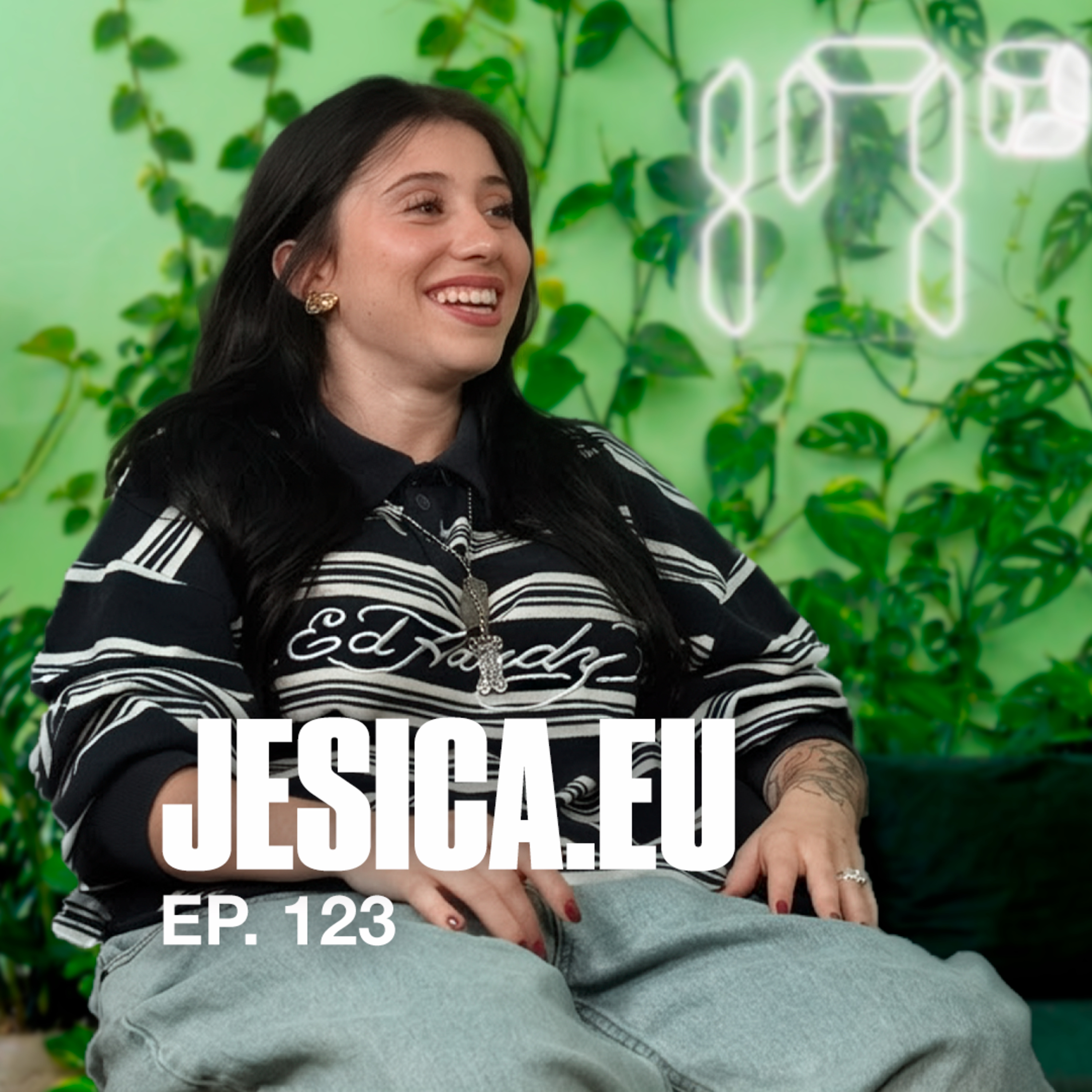 Portada de 17 Grados Podcast