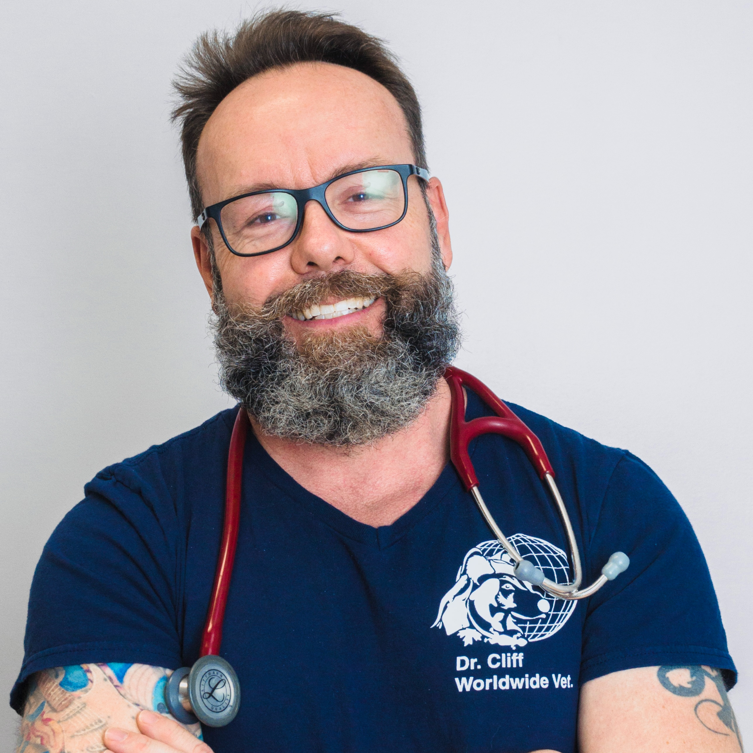 319: Dr. Cliff Redford - The Worldwide Vet