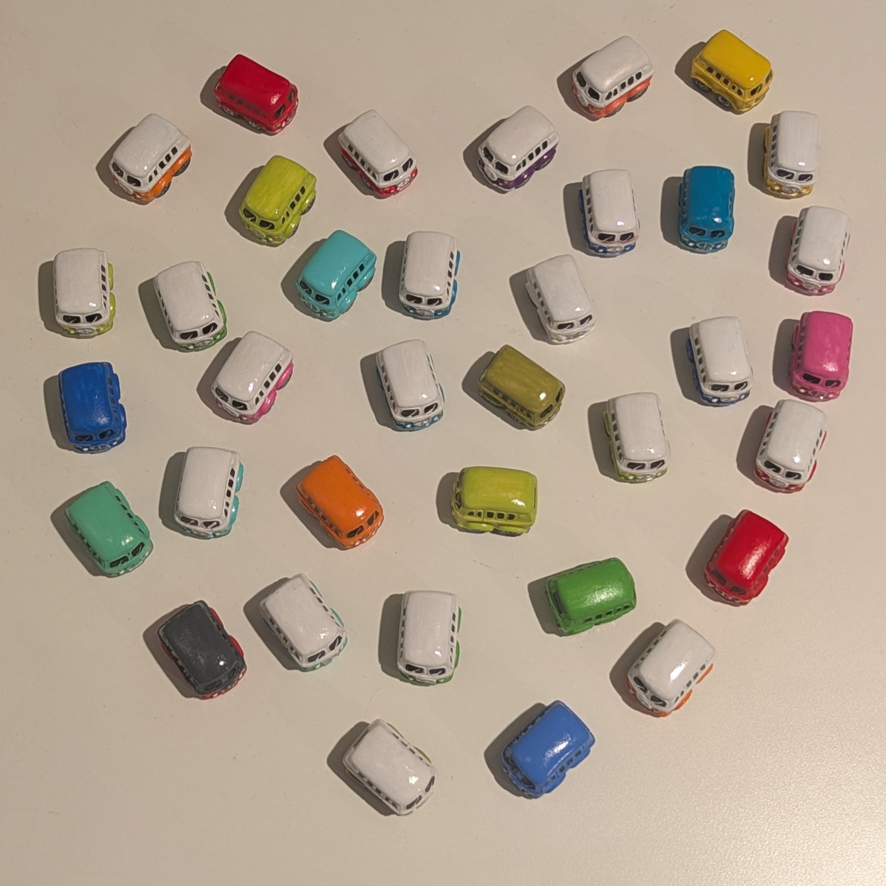 S05E09 - Building tiny VW buses episode artwork