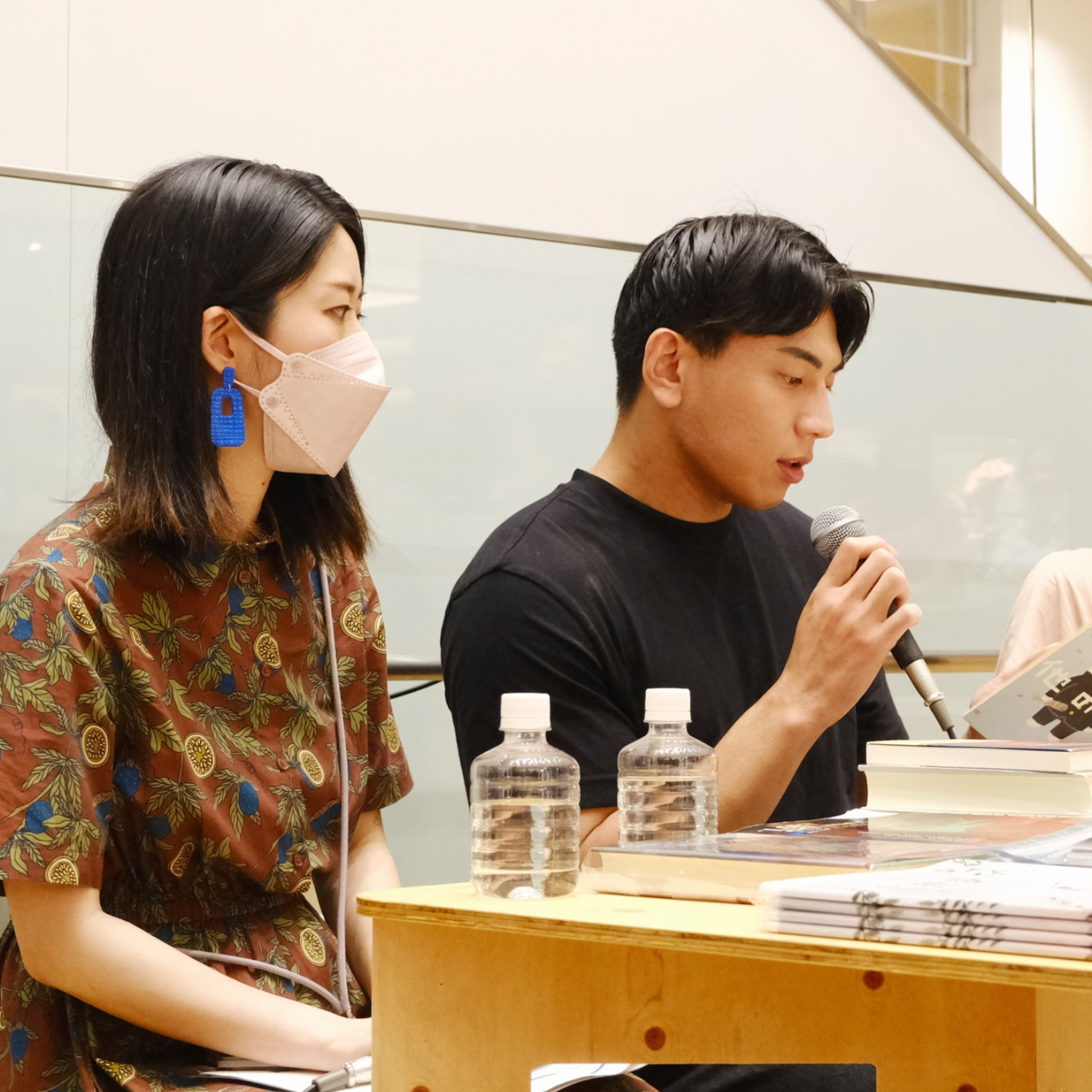 フーウェイさん・水上文さんと話す、クィアと本。見落とされがちな性労働の視点、認知が広がった「クィア」という言葉《番外編・後編》 episode artwork