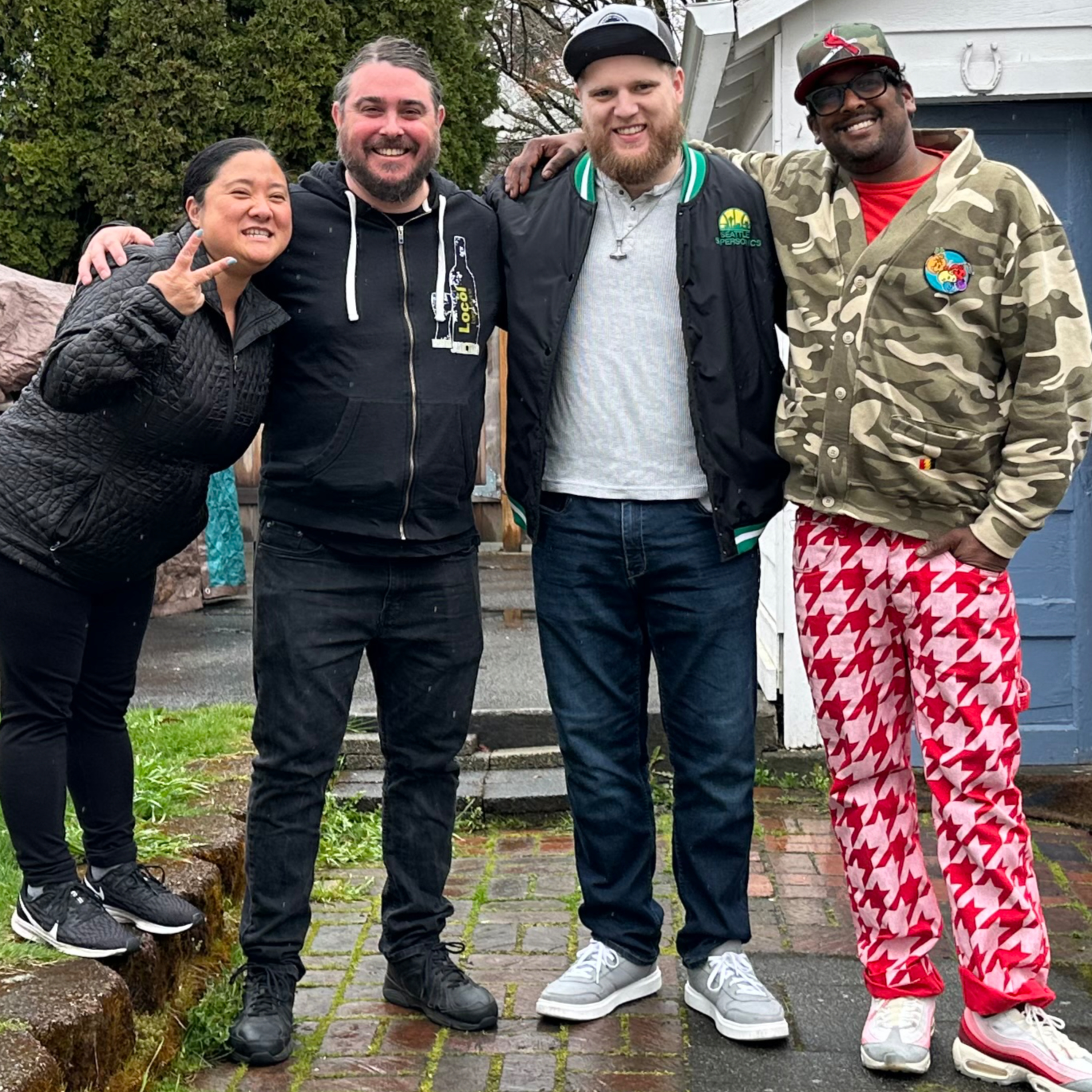 "It's bad lighting there for an Influencer" - With Monica Beach of The Seattle Foodies Podcast, Chef Ian Joyce of Local, and Chef Rhys Nunnelee of 36 Courses episode artwork