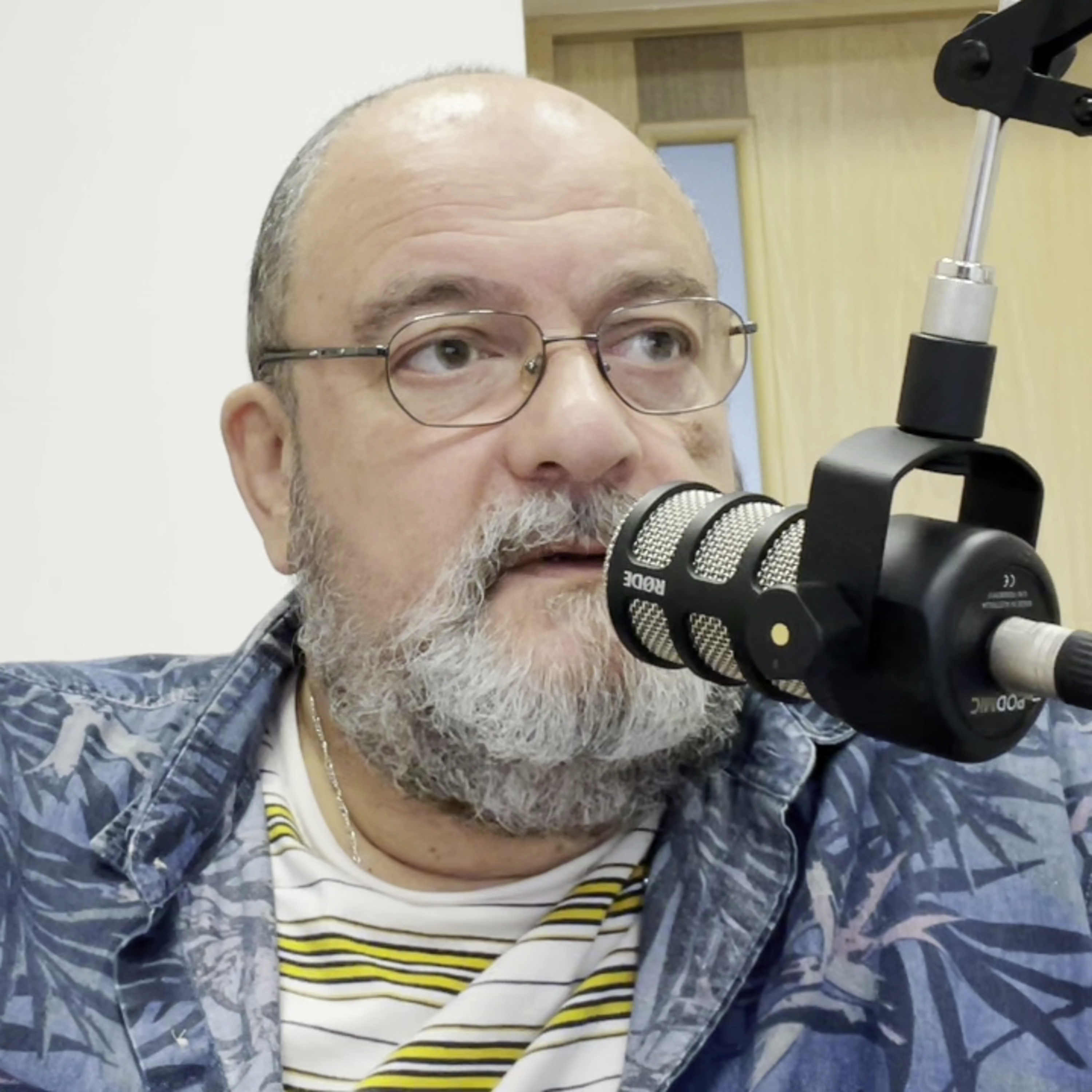 Алкопатриотизм и алковалюта | Radio Narva | 215 episode artwork