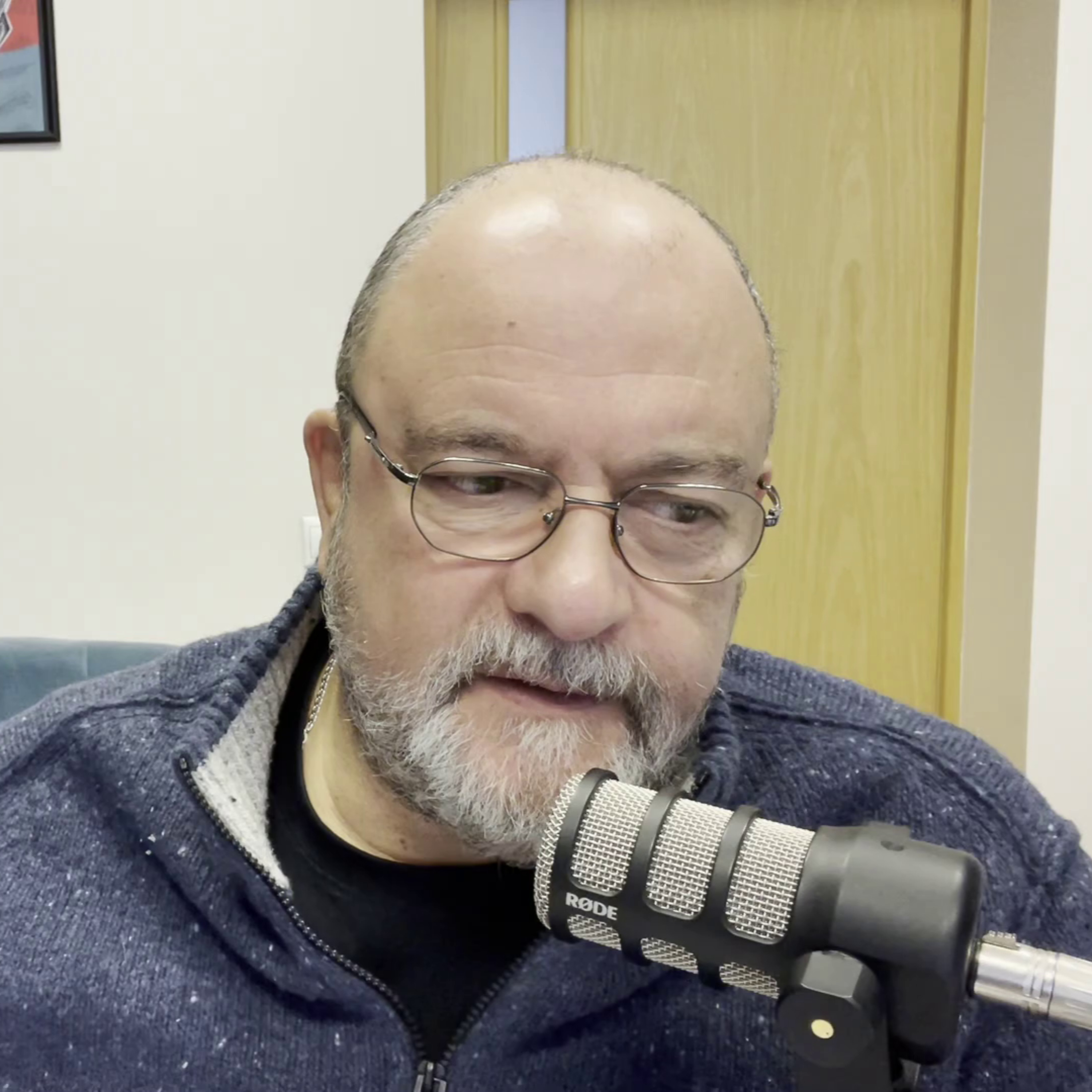 Чем после Эпштейна будут дурить публику СМИ? | Radio Narva | 671 episode artwork