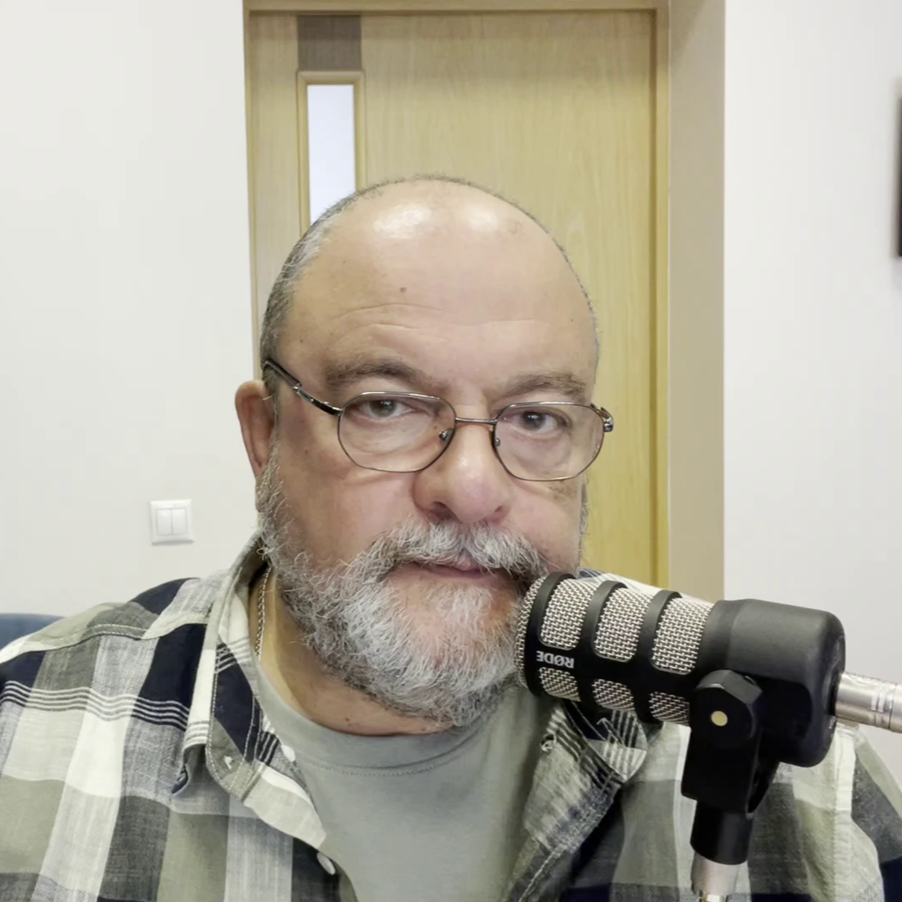 Новый глагол «mihalitsema», «михалить» | Radio Narva | 785 episode artwork