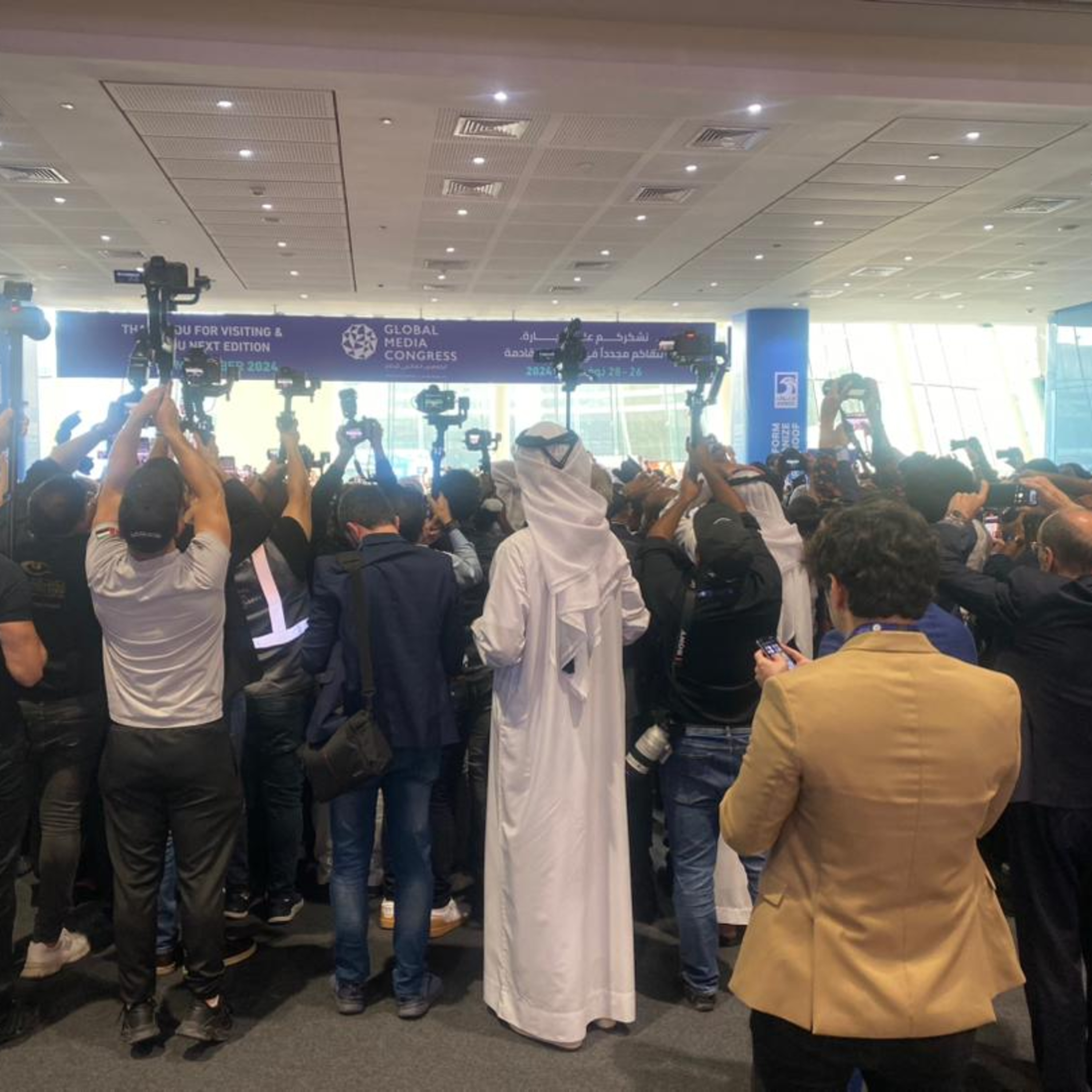 ABU DHABI , CAPITALE DES ACTEURS DES MÉDIAS