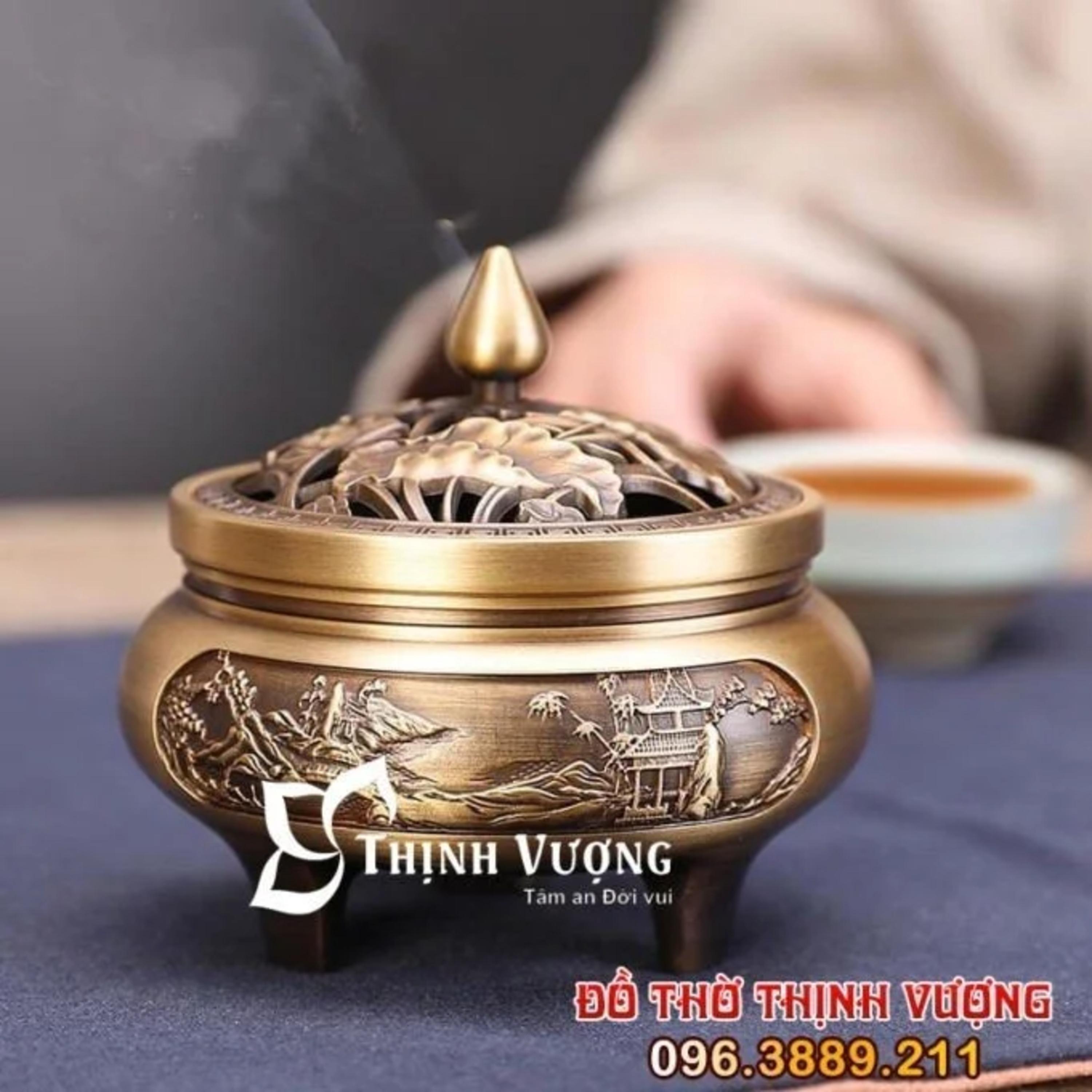 Trầm hương trên bàn thờ Ông Địa Thần Tài có được không? episode artwork