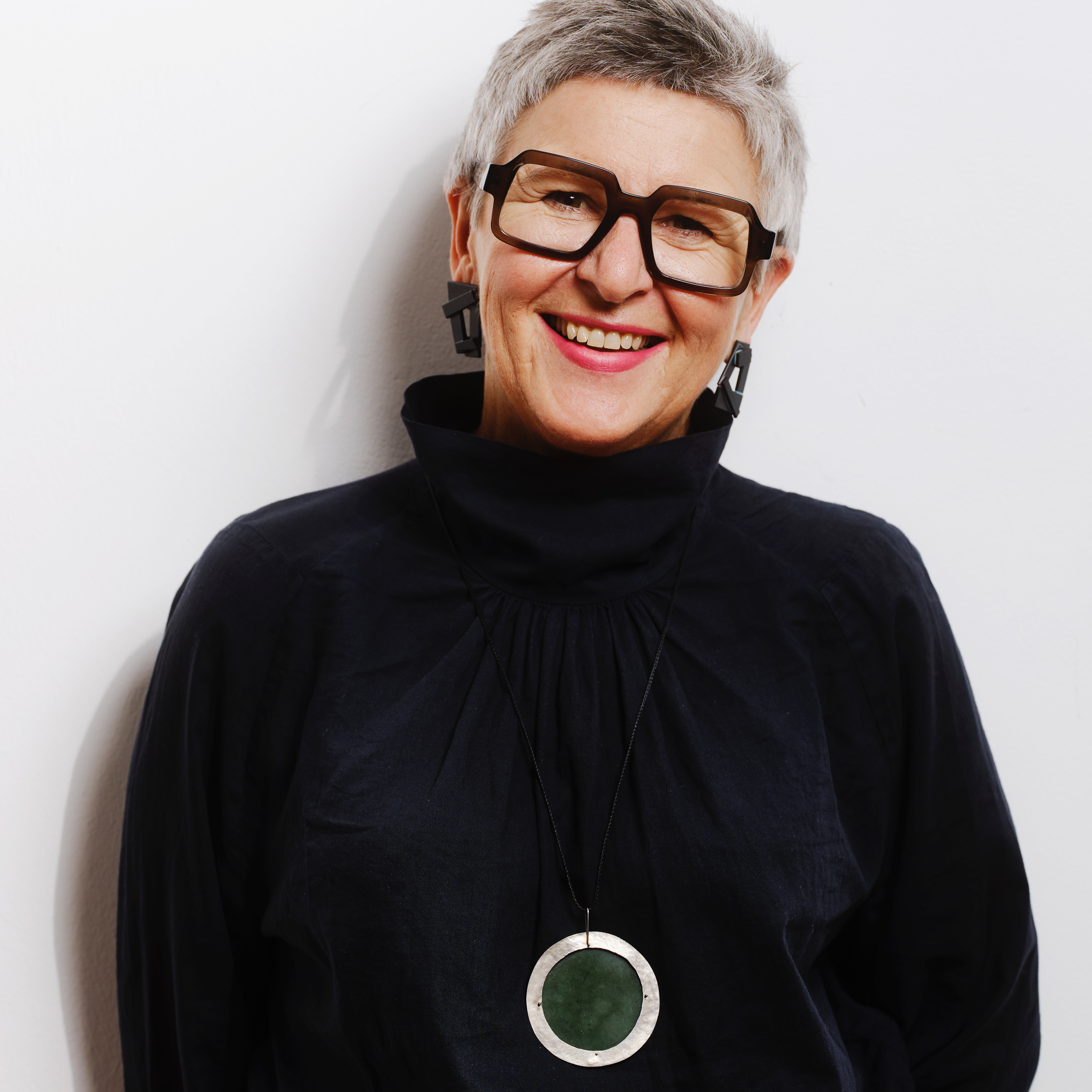 Others & me - Margit Huber zu 100 Jahre Gedok episode artwork