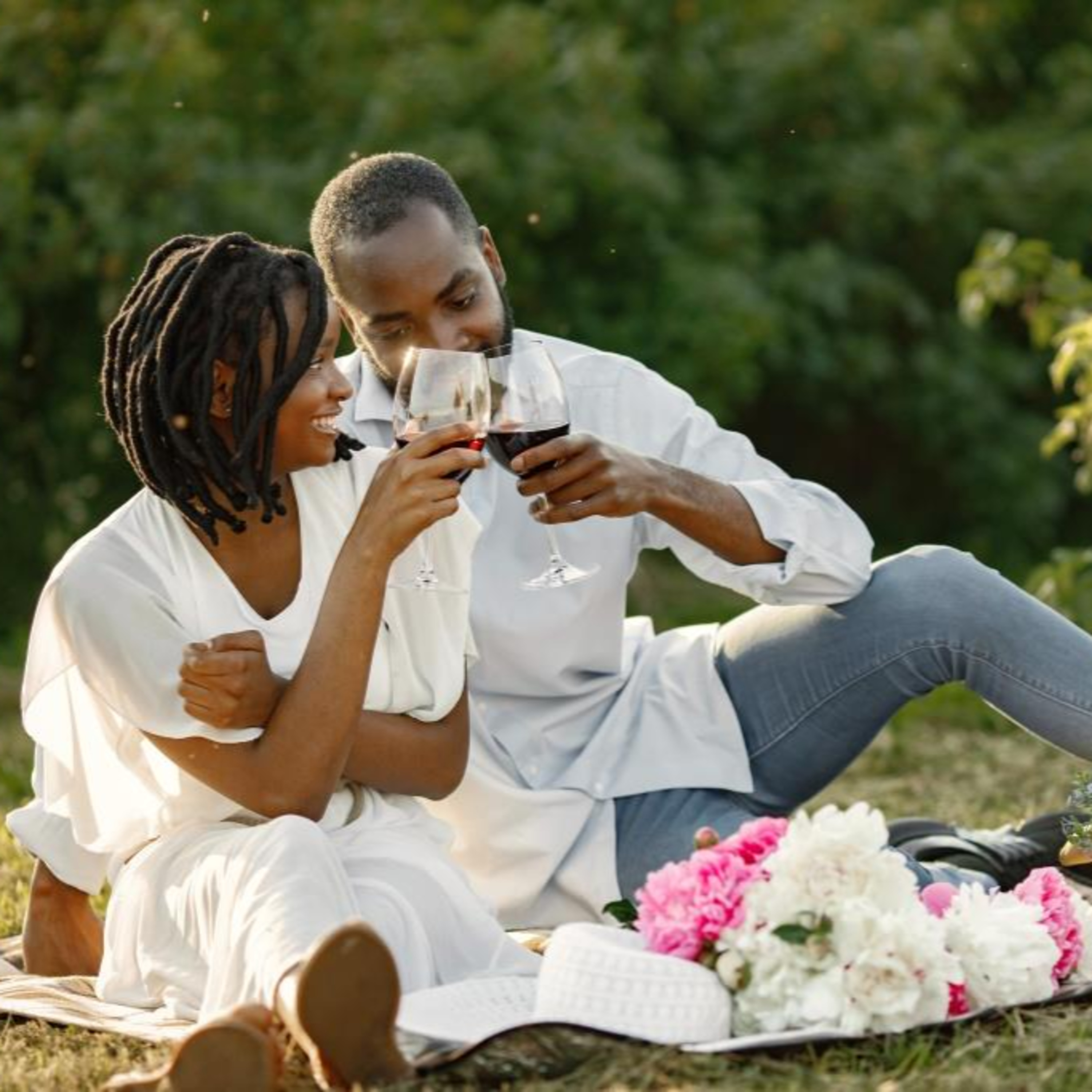 Delicious Knowledge With Mu Shemsu-t & Samir: How To Be Gravity Free In Our Relationships. Episode 72