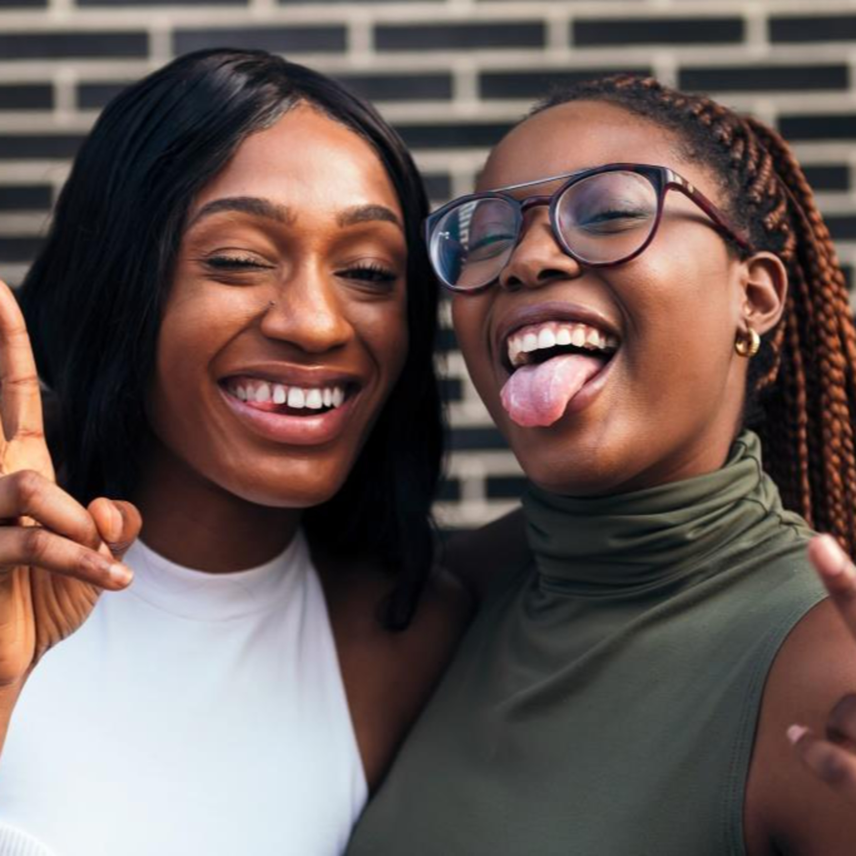 Clingy Friendships: Balancing Boundaries and Communication Ep. 109