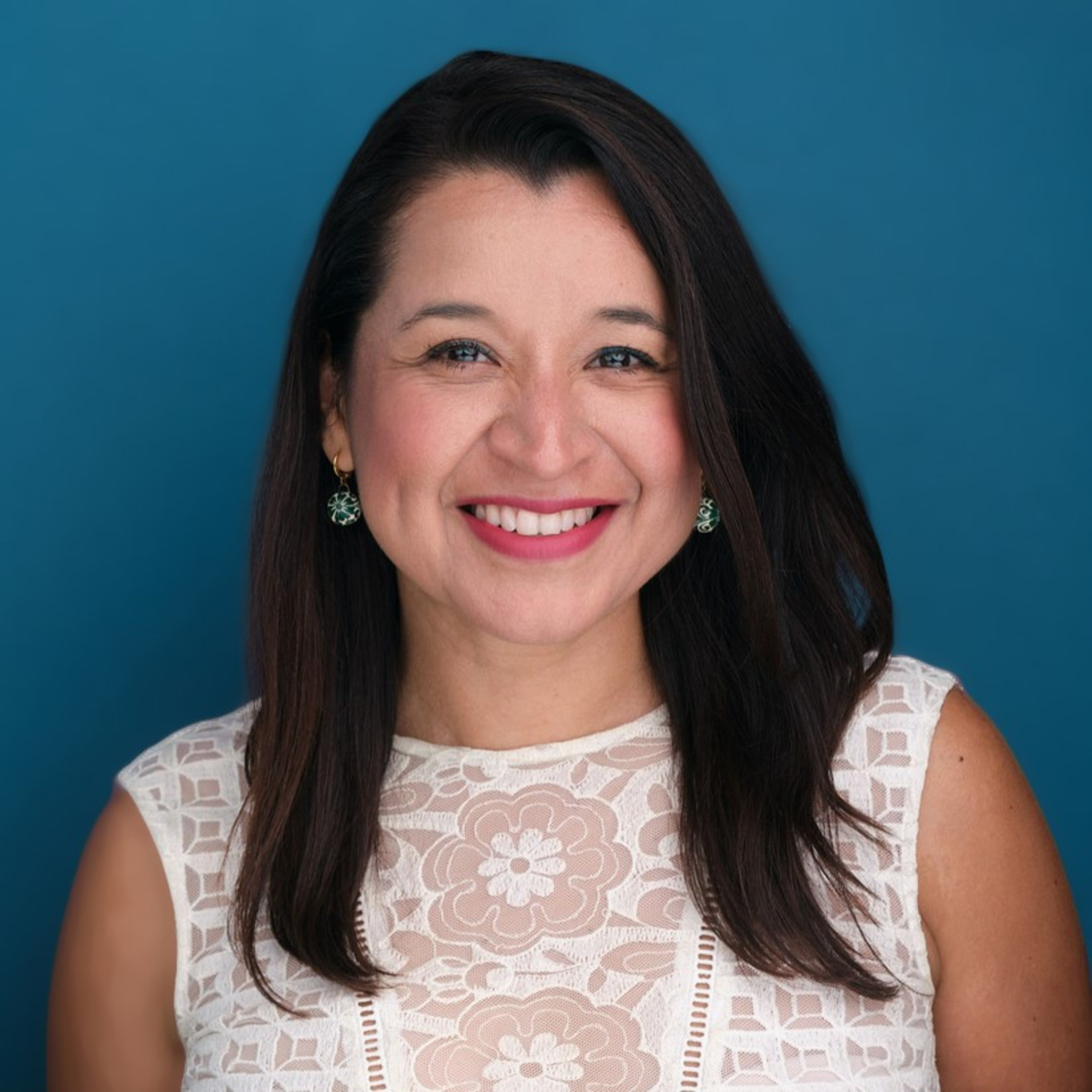 13: Alicia Ponce | Empowering Voices