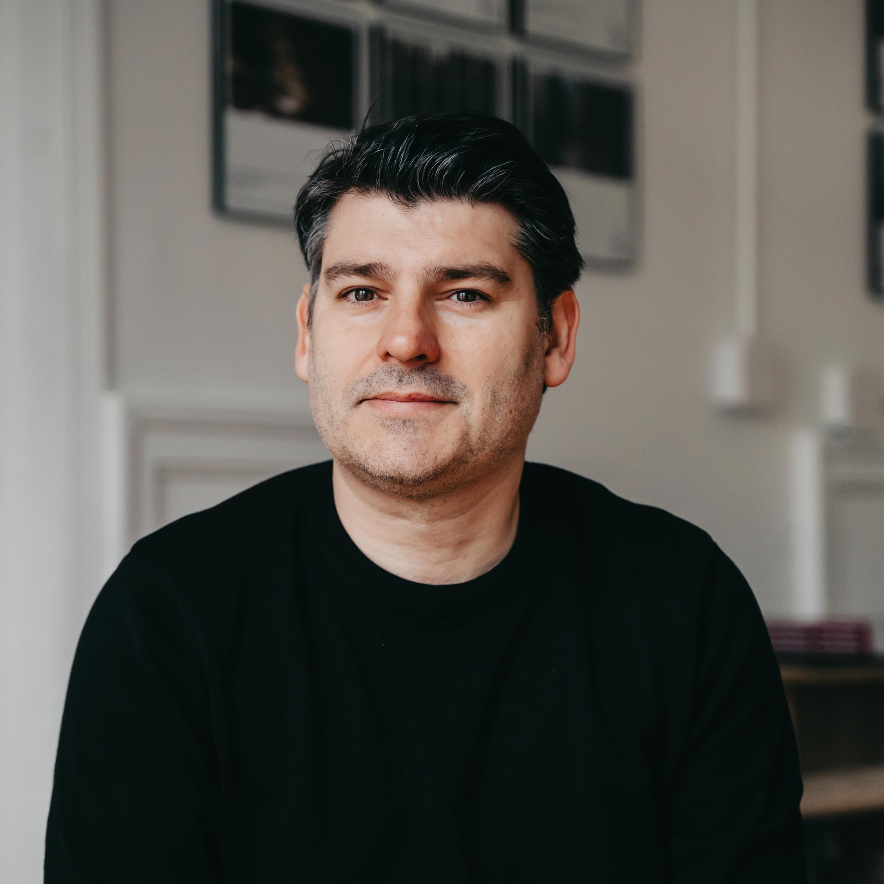 37: Iker Gil | Design is Discovery episode artwork