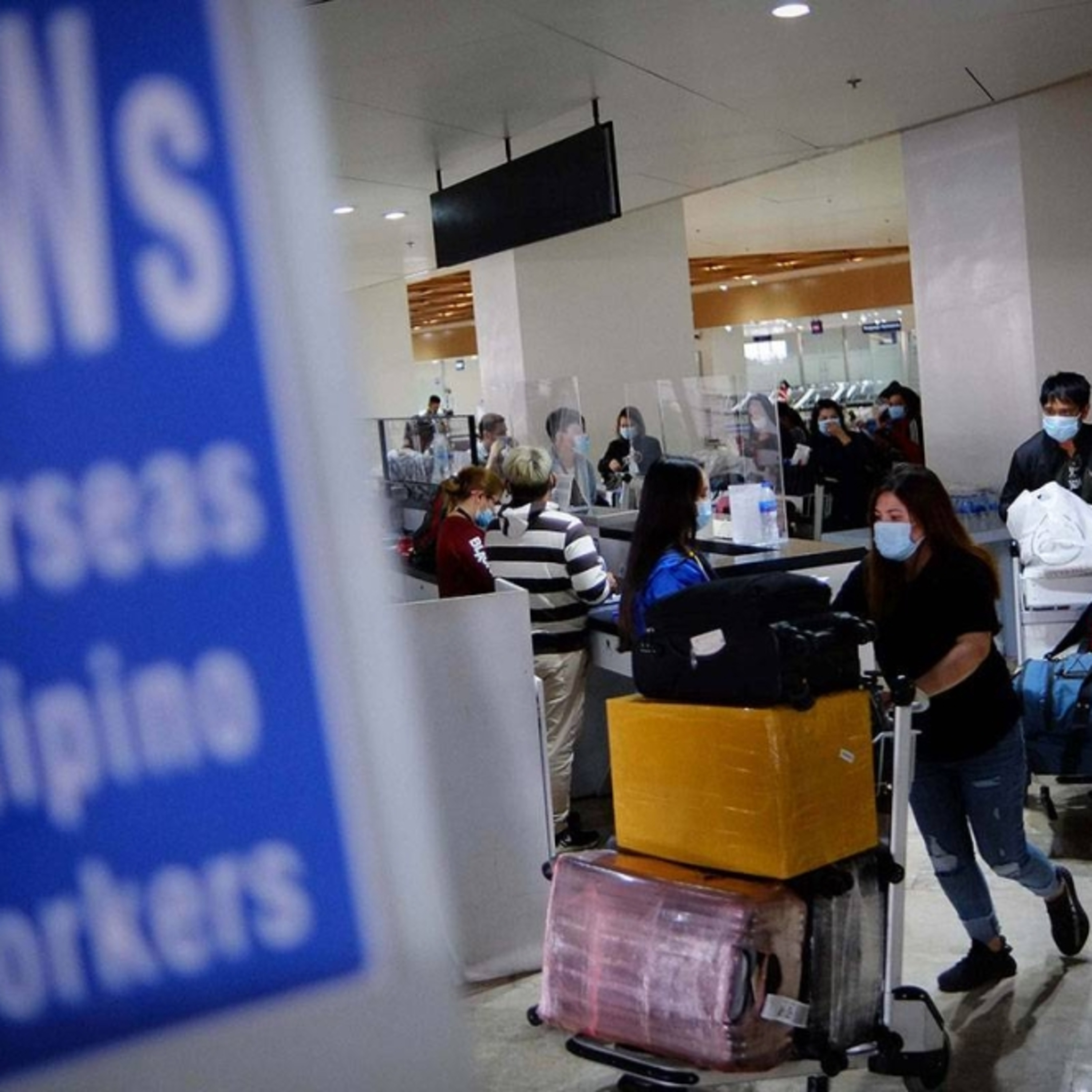 #43 - OFWs: Mga Bagong Bayani, sino sila? / OFWs: Modern-day Heroes, who are they? episode artwork
