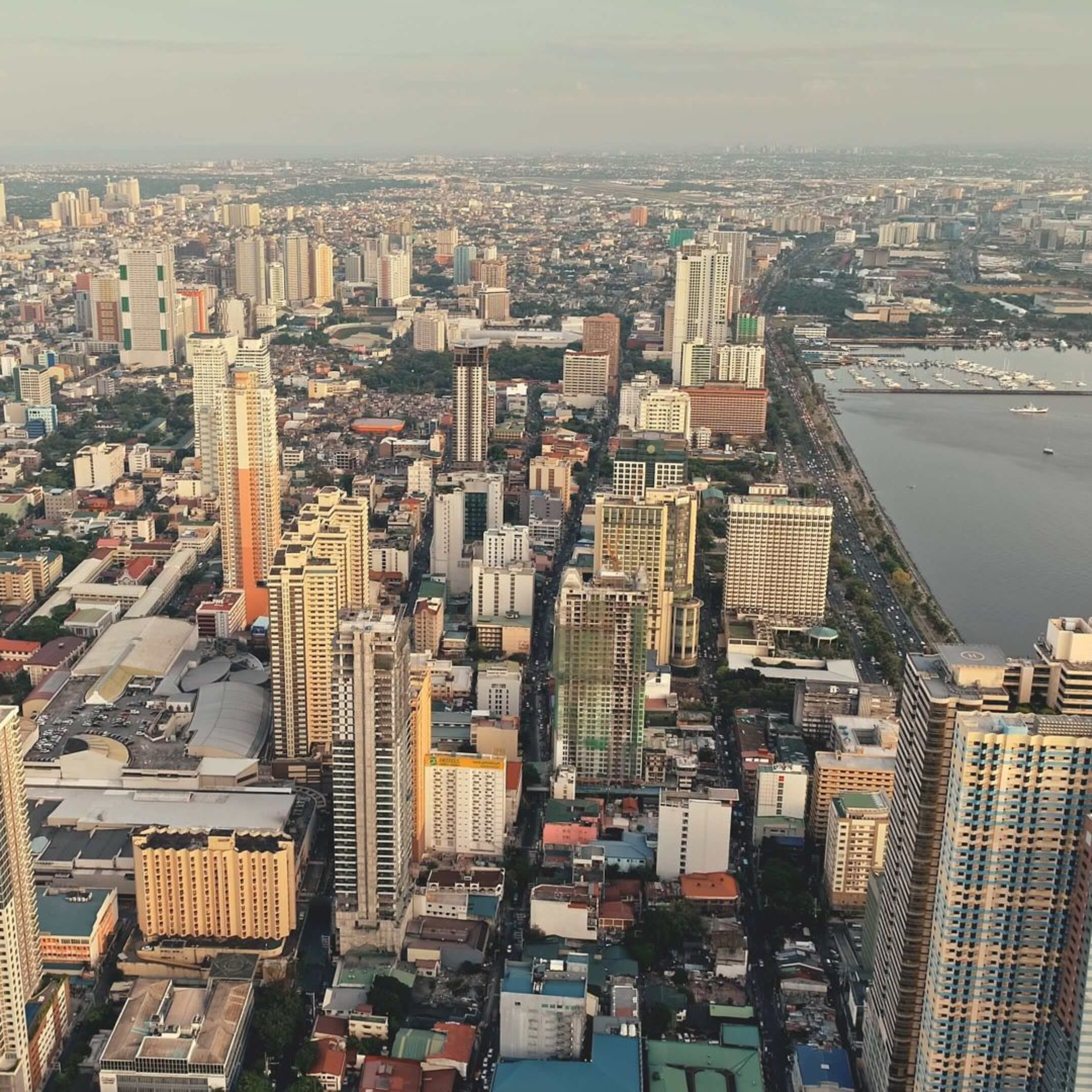 #85 - Gaano kaposible tumira sa Metro Manila? / (Un)livability of Metro Manila episode artwork