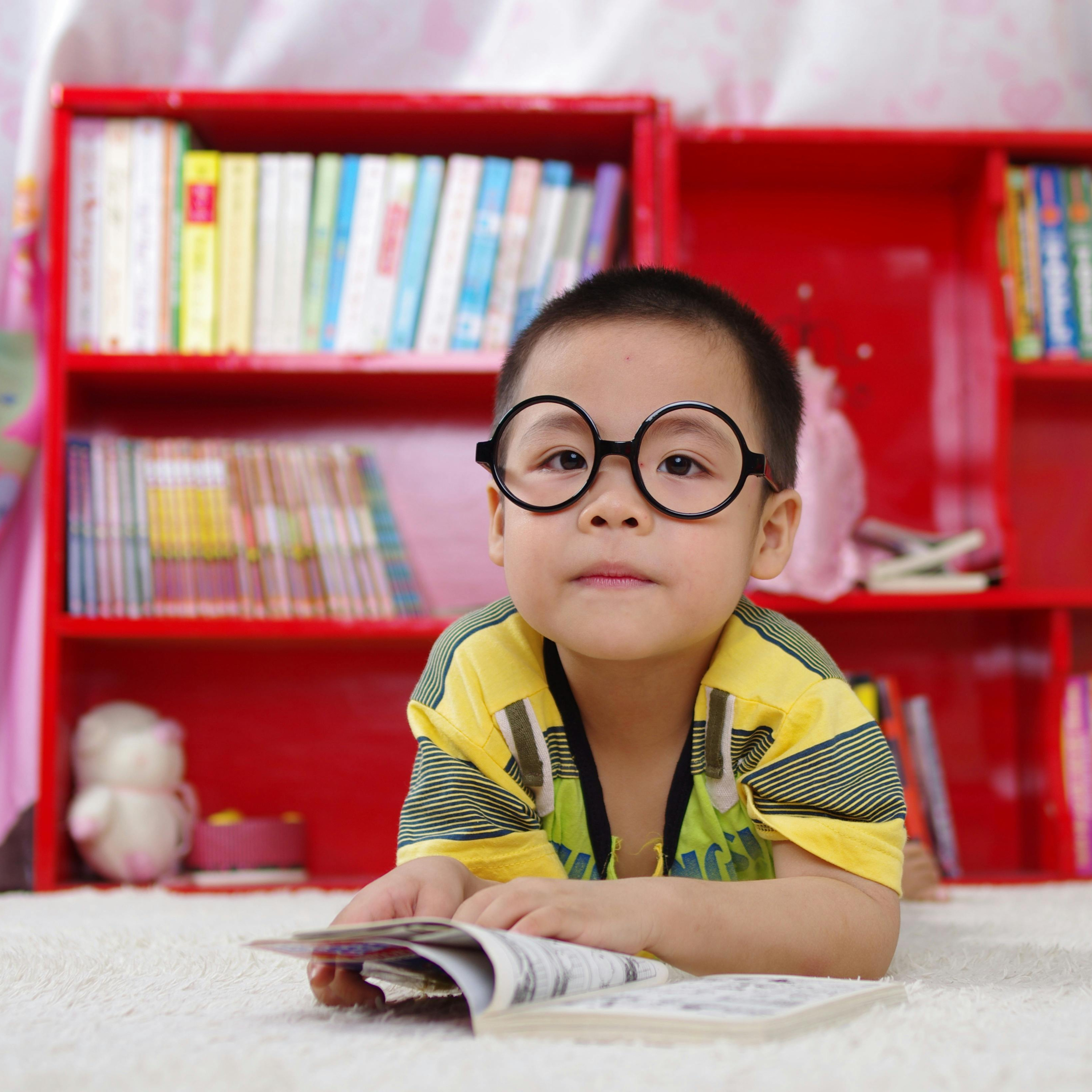 #108 - Mas magaling ba mag-aral ng mga lenggwahe ang mga bata? / Are kids better at language learning? episode artwork