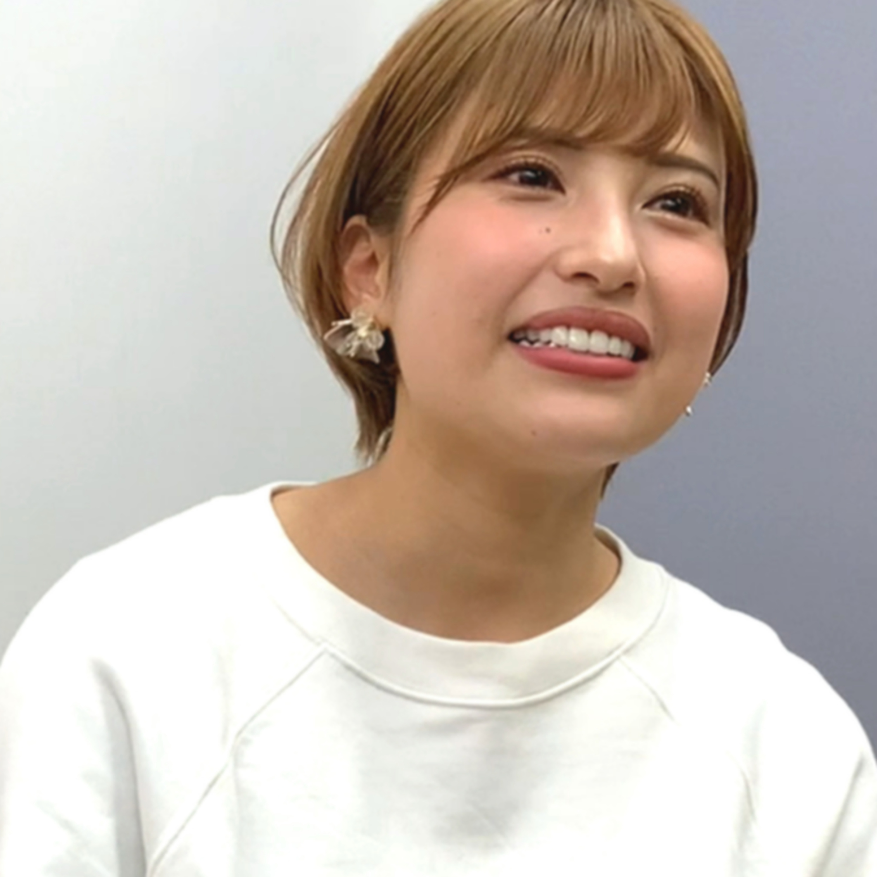 #1 【若宮はずき】アレの目覚めは？思い出の体験は？セクシー女優にキワドイこと聞いちゃいました。好きな映画は『ハイスクール・ミュージカル』 episode artwork