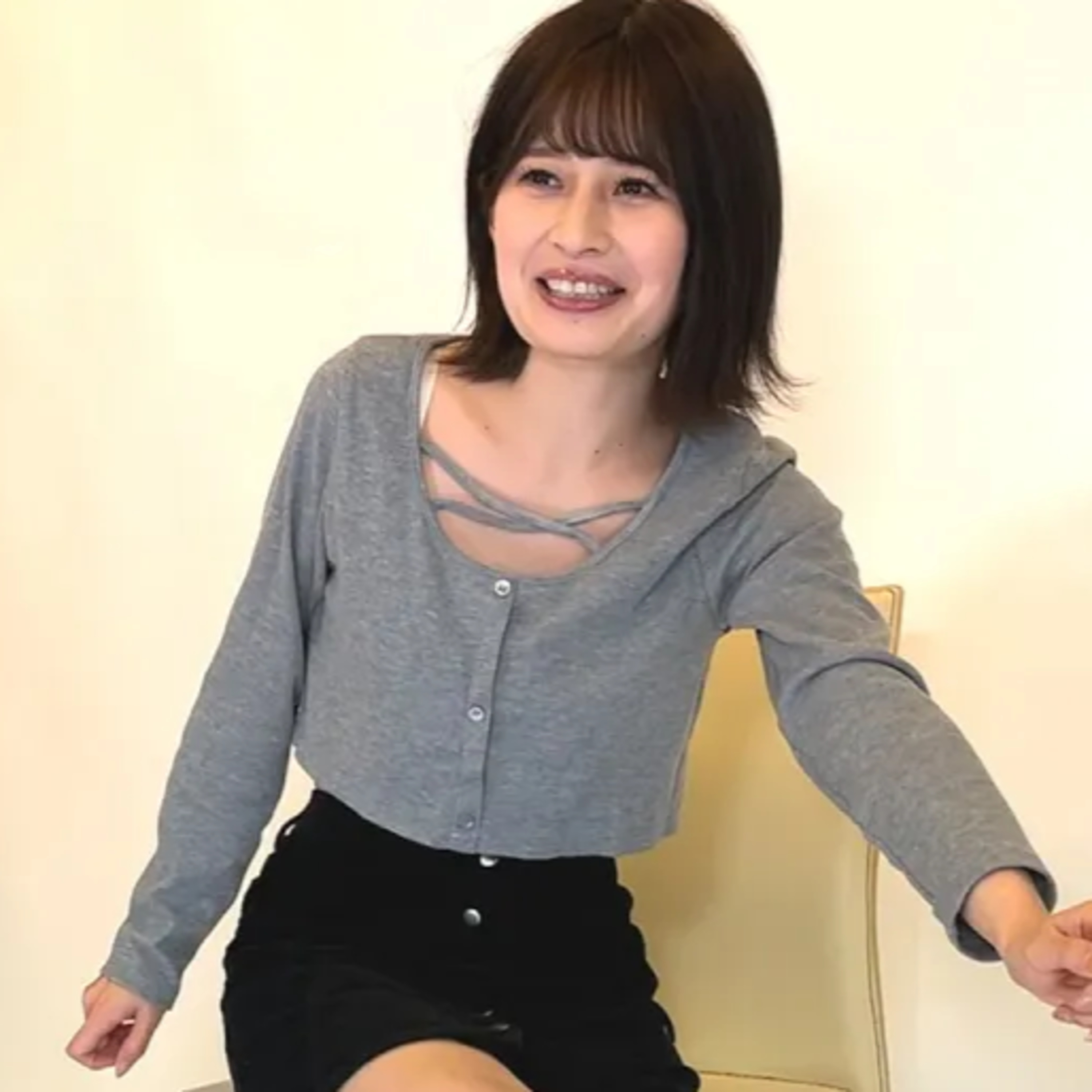 #31【優梨まいな】大学の講義室で♥/ベロベロ男子にホテルに連れてかれ♥ セクシー女優さんに「キワドイこと聞いちゃいました」 好きな映画は『ハリーポッター』 episode artwork