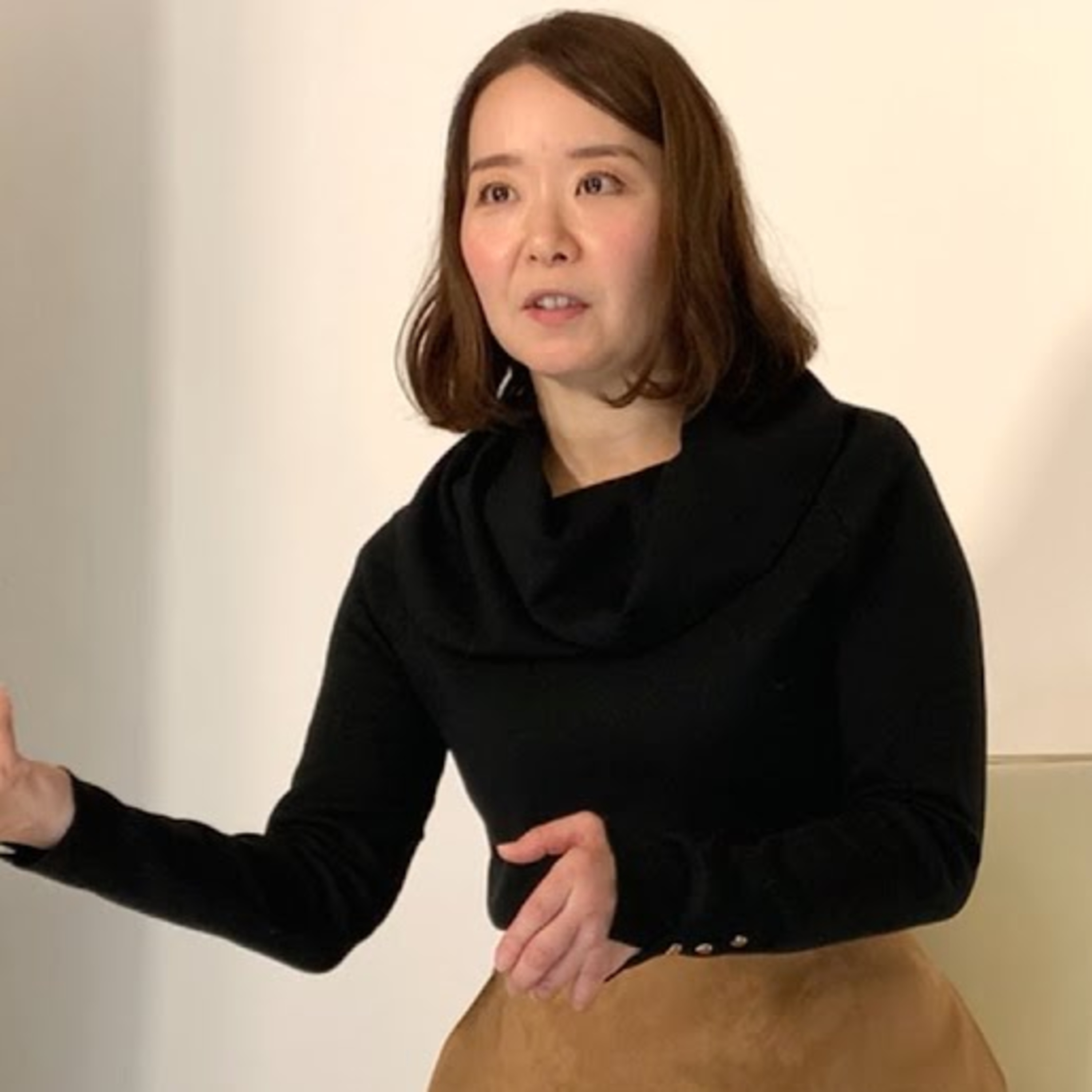 #39【秋元美織】男性2人と♥/アプローチは自分から！ セクシー女優さんに「キワドイこと聞いちゃいました」 好きな映画は『アウトレイジ』 episode artwork