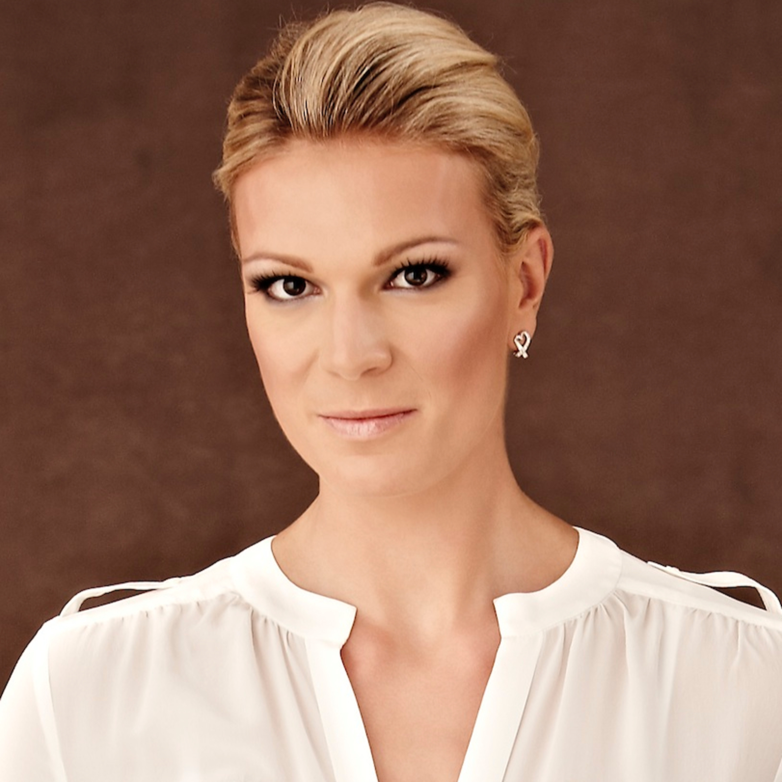 #190- Maria Höfl-Riesch - 3x Olympia - Gold als Krönung der Karriere episode artwork