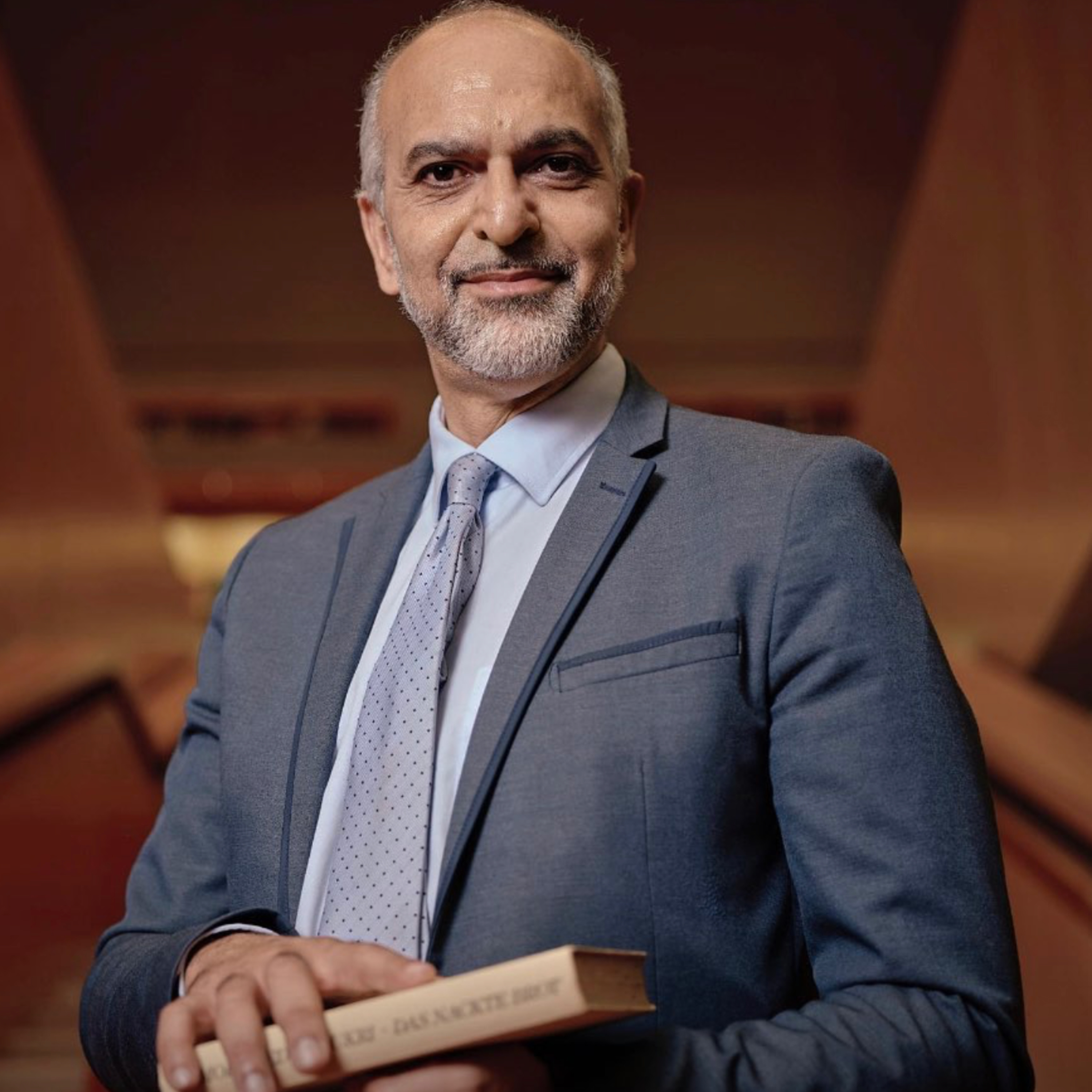 Special mit Prof. Dr.Jalid Sehouli - Von Medizin bis Mindset - Direktor der Klinik für Gynäkologie mit Zentrum für onkologische Chirurgie episode artwork