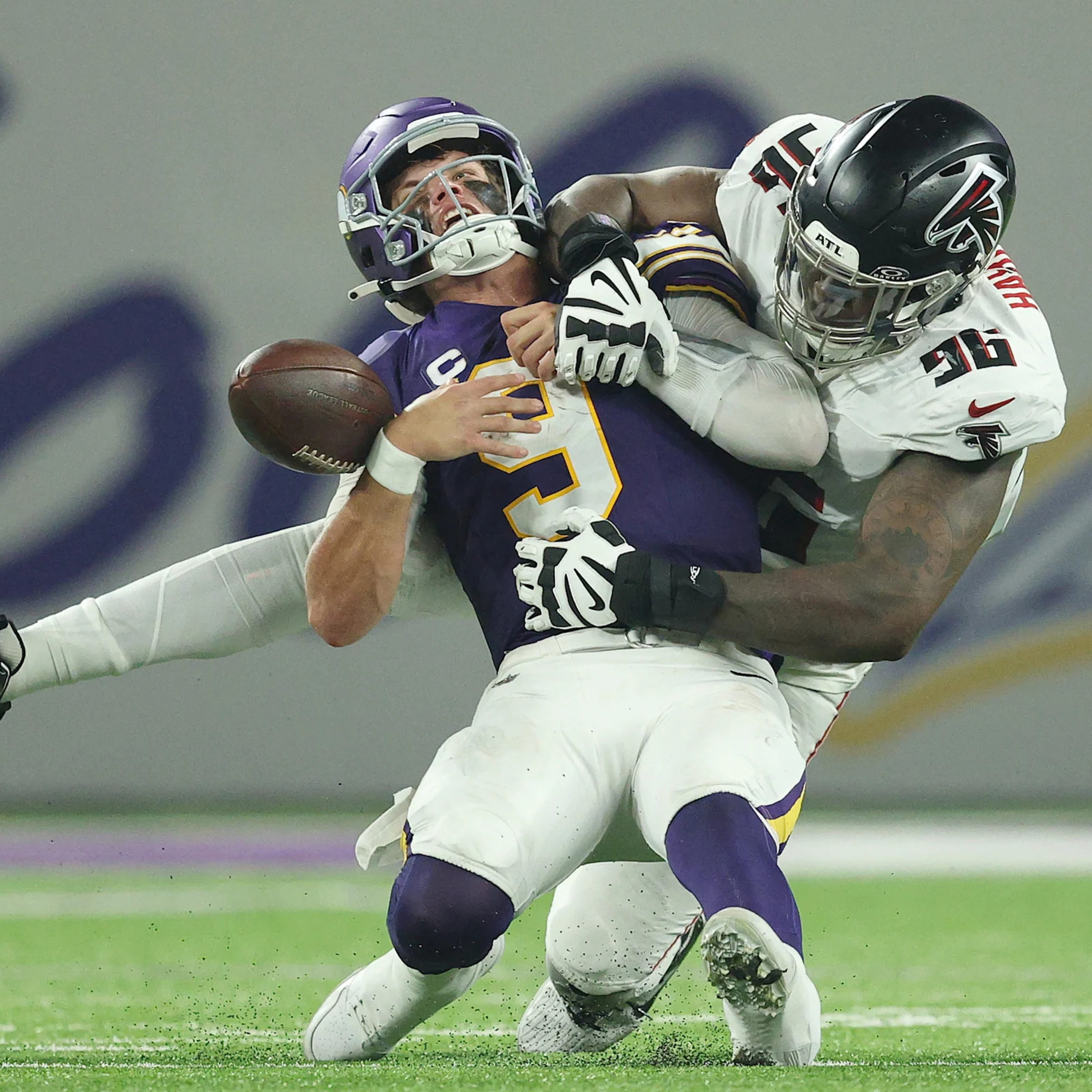 Left Tackle Is The Most Important Position In The NFL EP460