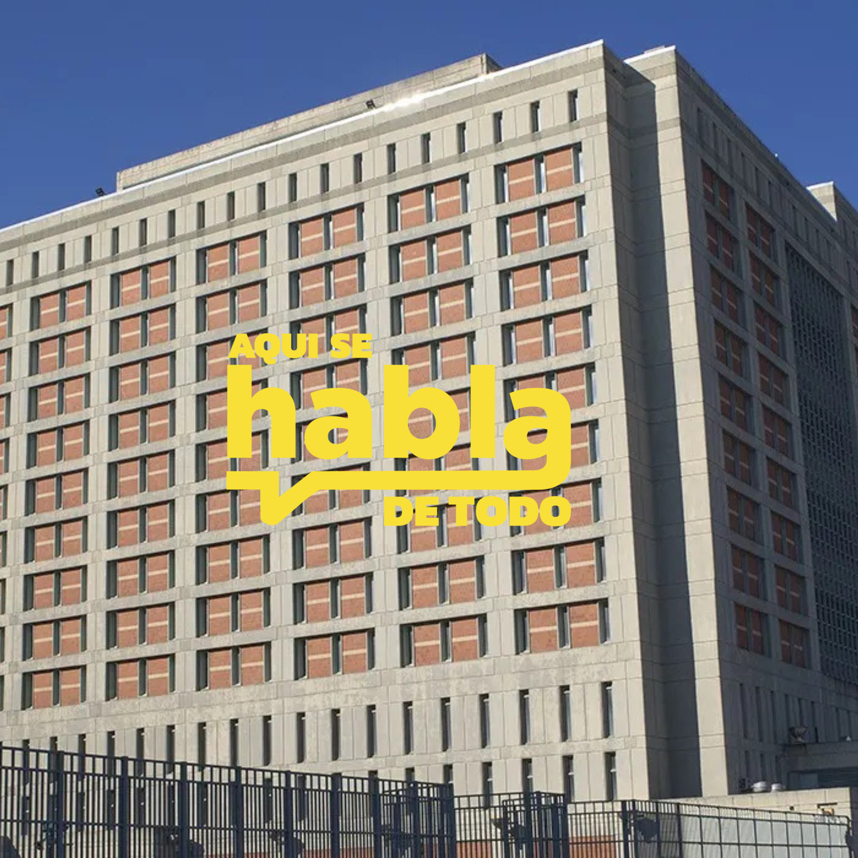 Portada de HOLA HELLO
