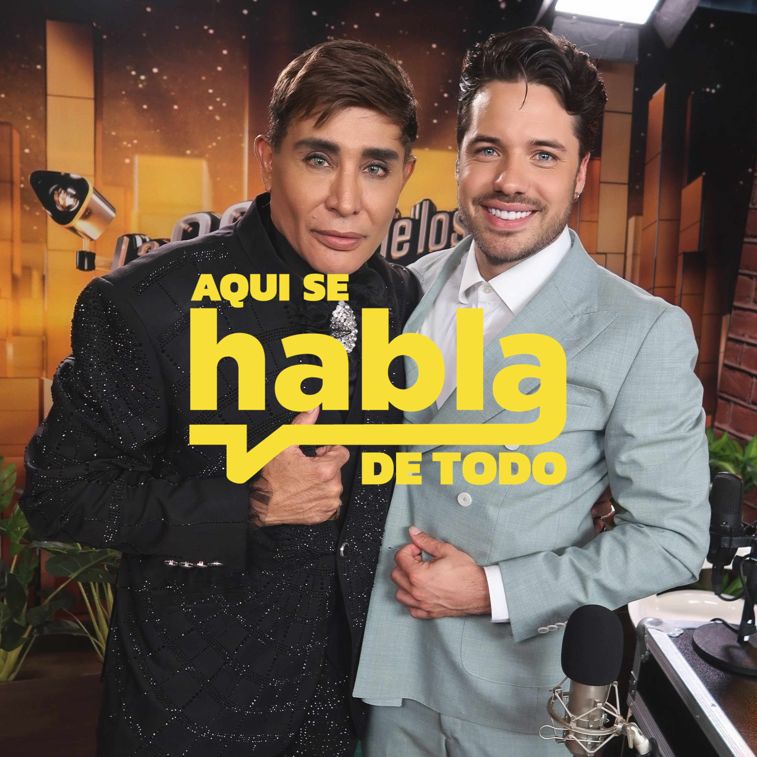 Portada de HOLA HELLO