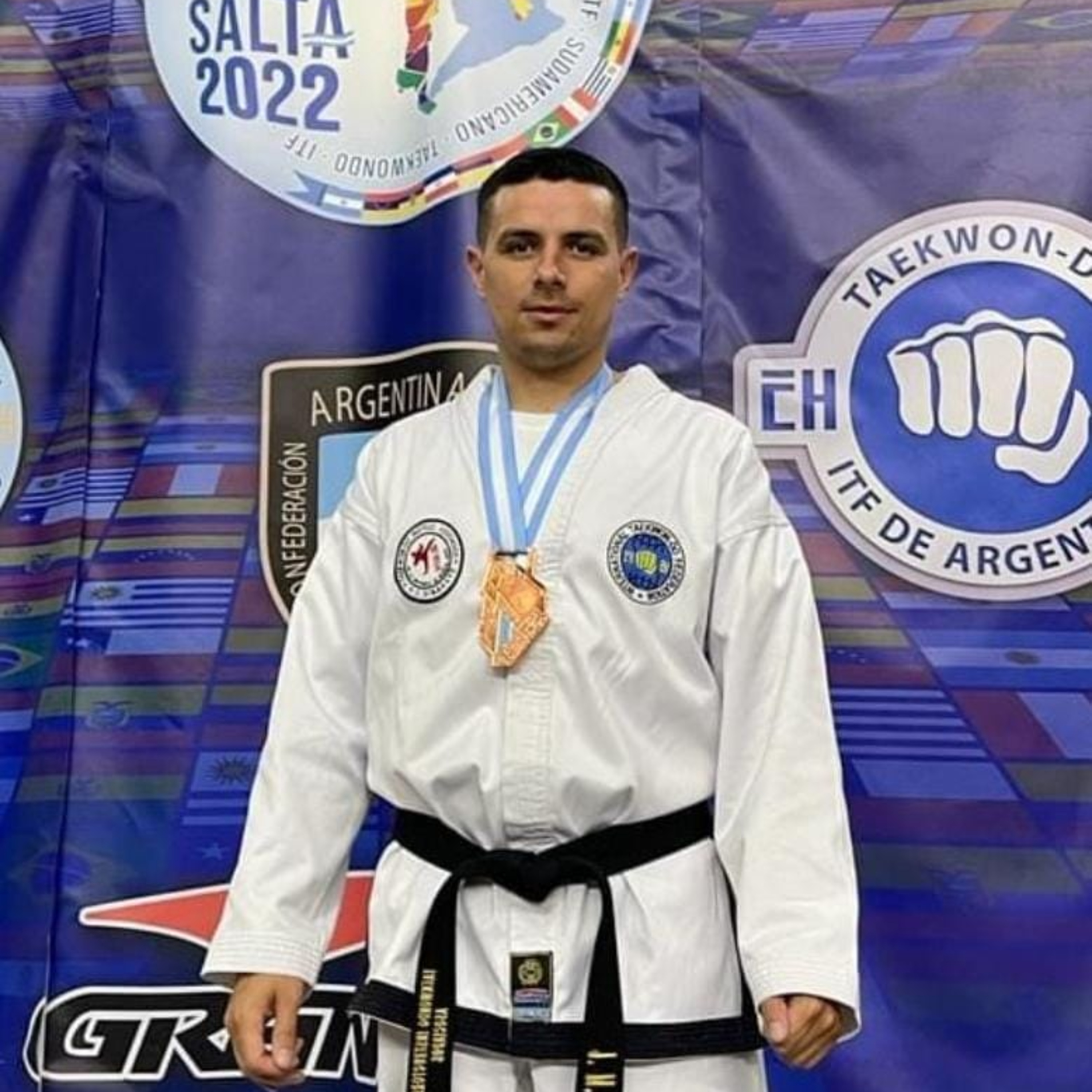 Juan Manuel Pontenziani: "Estoy entrenando a full para llegar al sudamericano de Taekwondo" episode artwork
