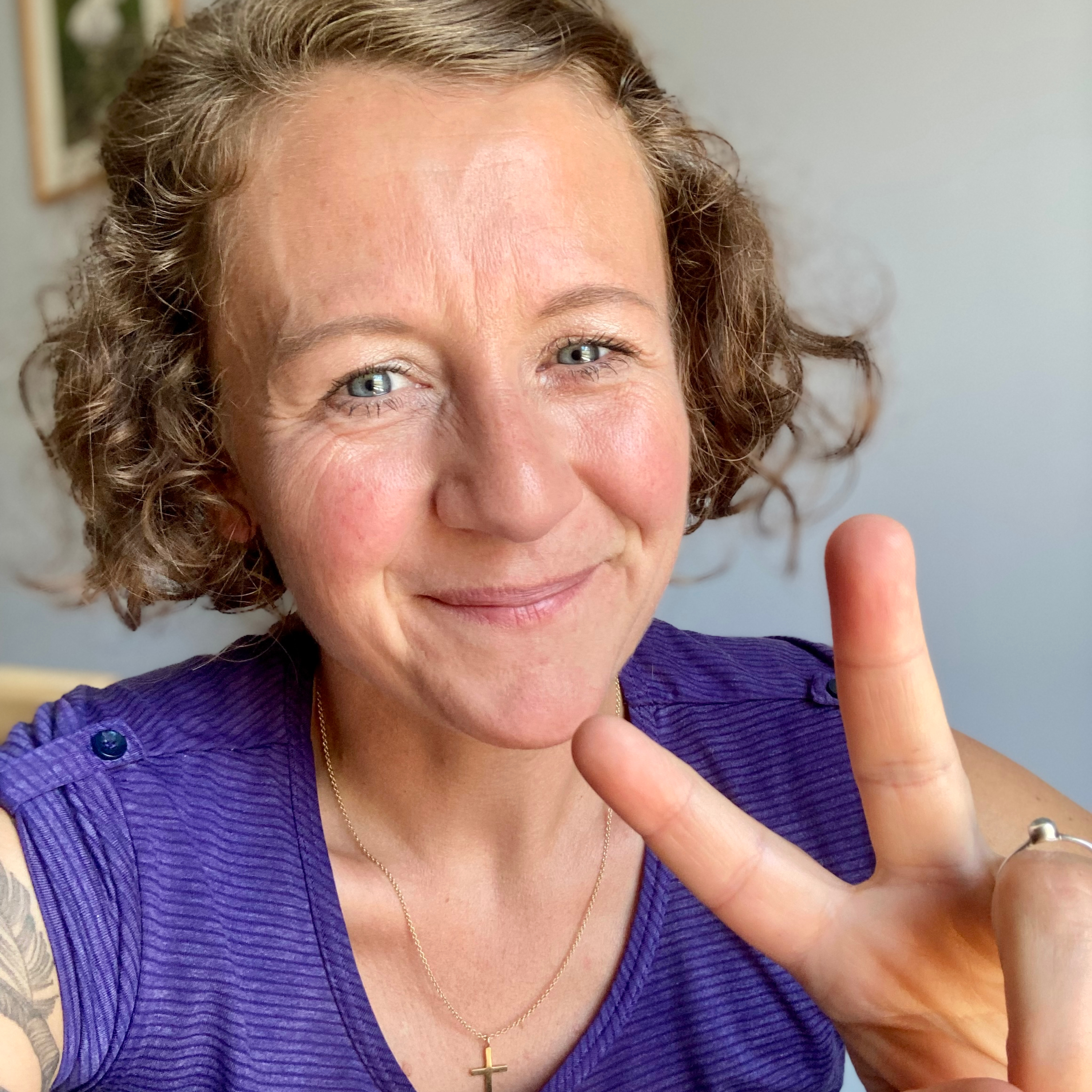 #57 Kindern mit EMDR helfen! Wie eine Alpenüberquerung und eine Ausbildung zum EMDR-Kinder-Coach dabei helfen kann mit Catherine Eschweiler episode artwork
