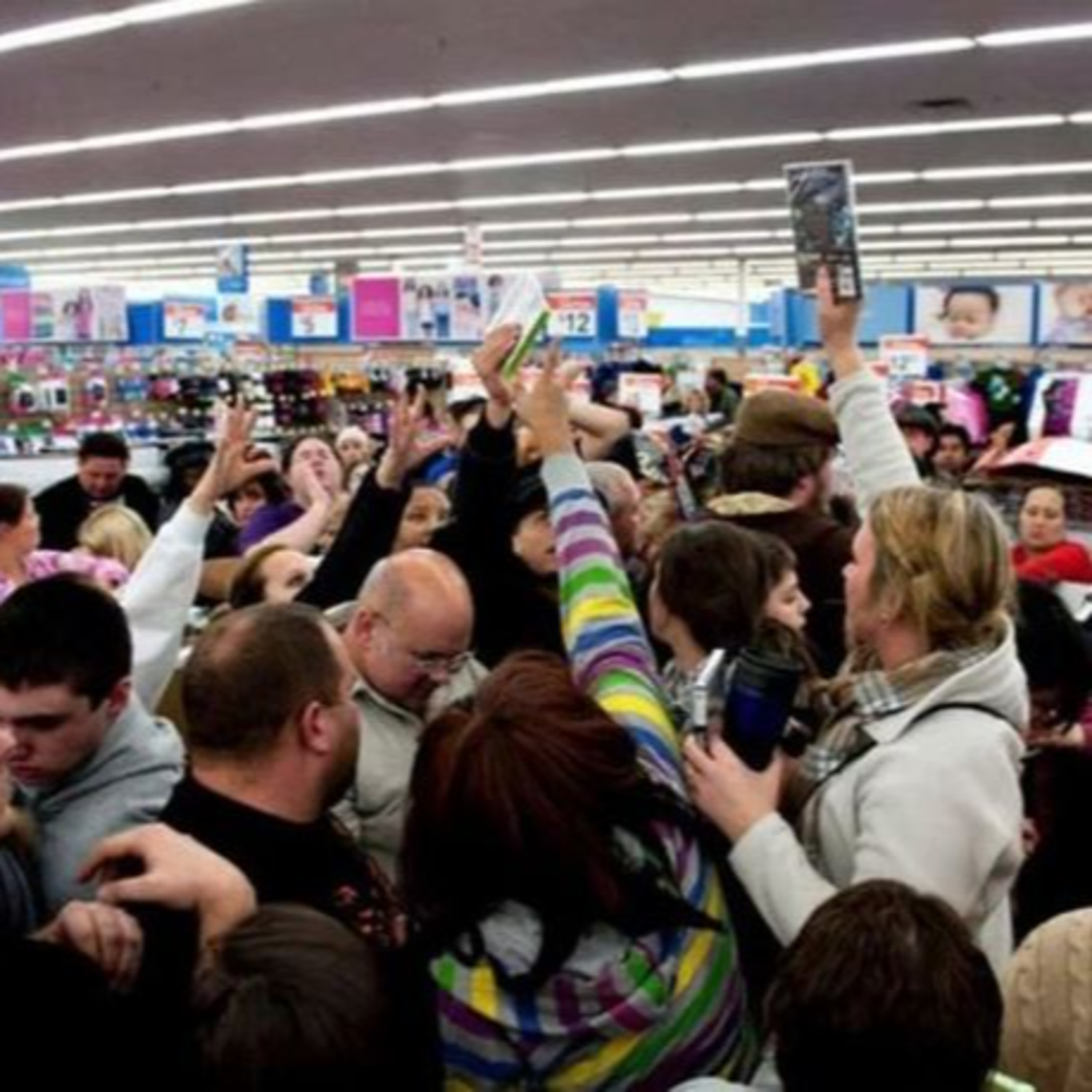 Capítulo 587, Pequeños consejos y pautas para el Black Friday, rebajas y compras navideñas.  episode artwork