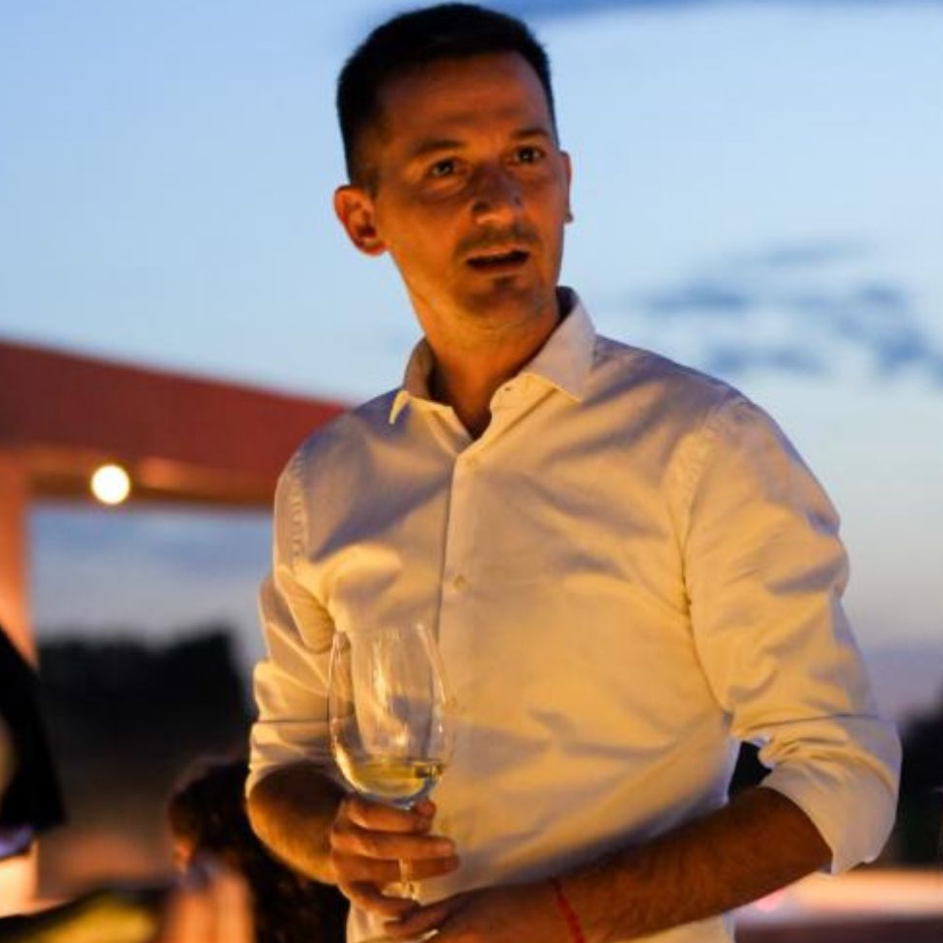 TOPE DE GAMA - Vinos en Radio