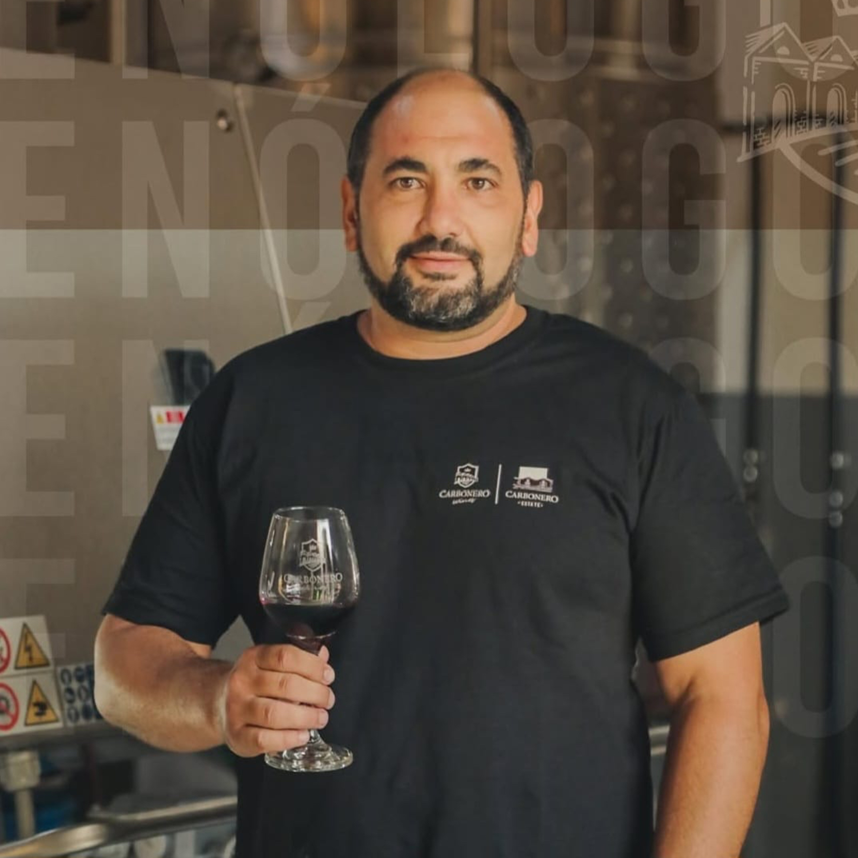 JUAN CURADELLI - CARBONERO WINES episode artwork